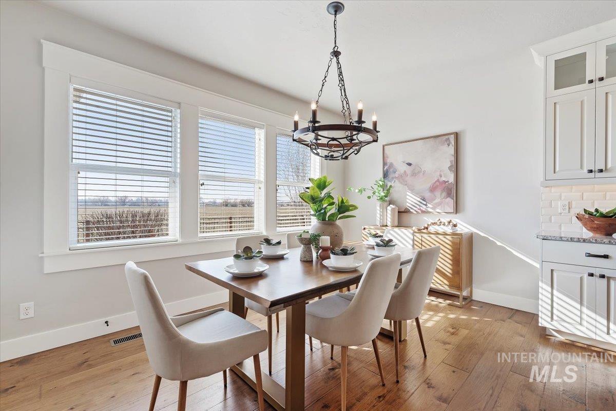 6079 W Biathlon Ct., Eagle, Idaho 83616, 4 Bedrooms, 3 Bathrooms, Residential For Sale, Price $875,000,MLS 98974117