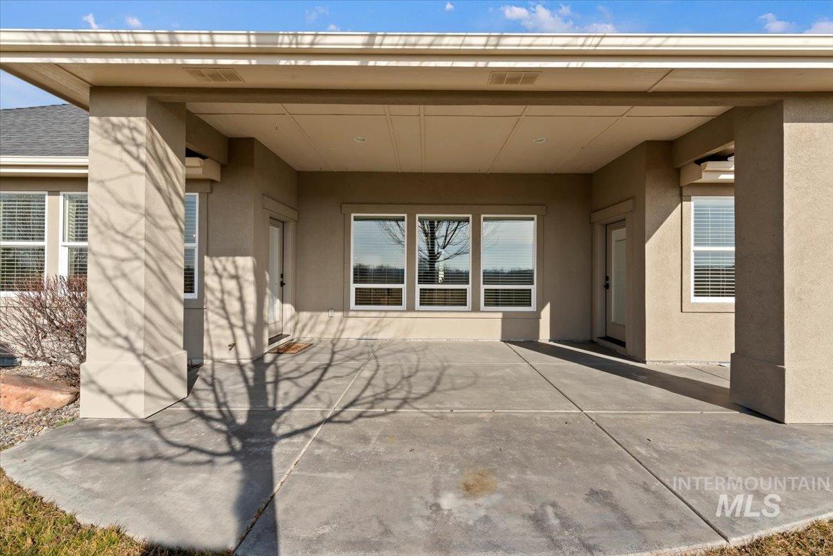 6079 W Biathlon Ct., Eagle, Idaho 83616, 4 Bedrooms, 3 Bathrooms, Residential For Sale, Price $875,000,MLS 98974117