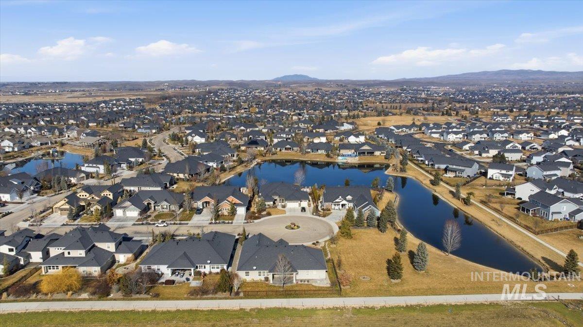 6079 W Biathlon Ct., Eagle, Idaho 83616, 4 Bedrooms, 3 Bathrooms, Residential For Sale, Price $875,000,MLS 98974117