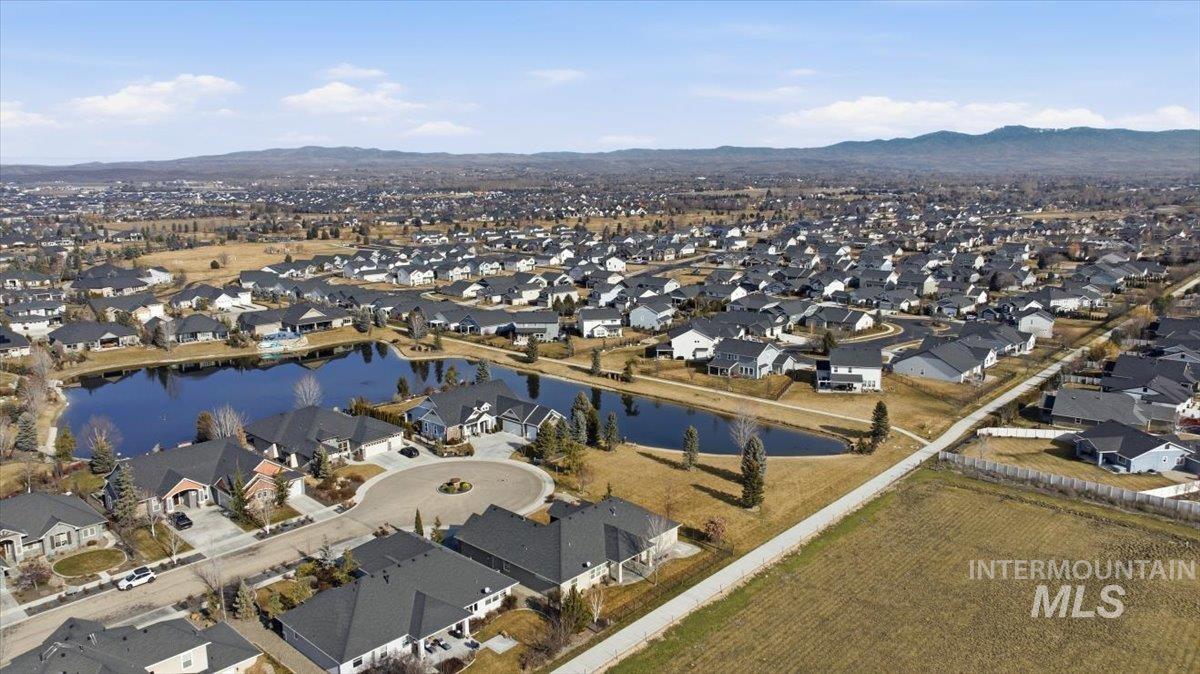 6079 W Biathlon Ct., Eagle, Idaho 83616, 4 Bedrooms, 3 Bathrooms, Residential For Sale, Price $875,000,MLS 98974117