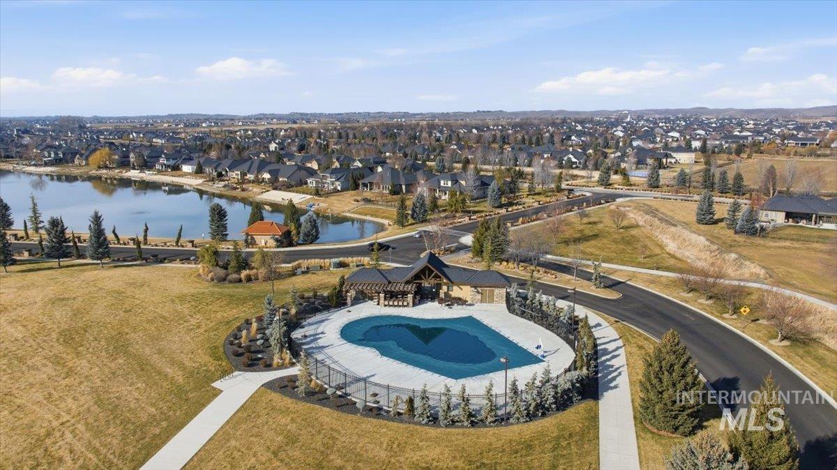 6079 W Biathlon Ct., Eagle, Idaho 83616, 4 Bedrooms, 3 Bathrooms, Residential For Sale, Price $875,000,MLS 98974117