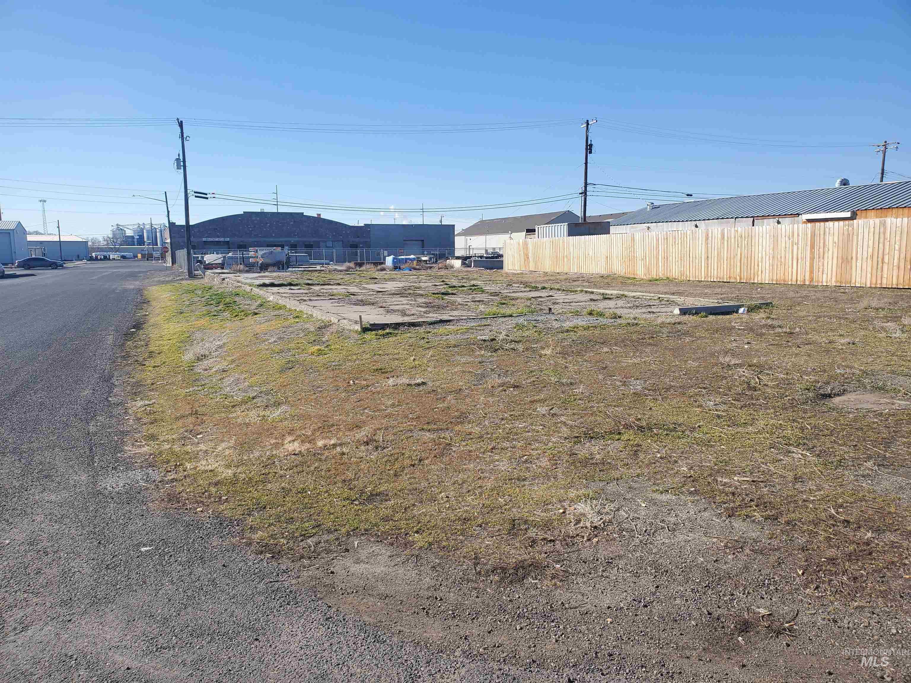 205 5th Ave W, Twin Falls, Idaho 83301-0000, Land For Sale, Price $70,000,MLS 98974118