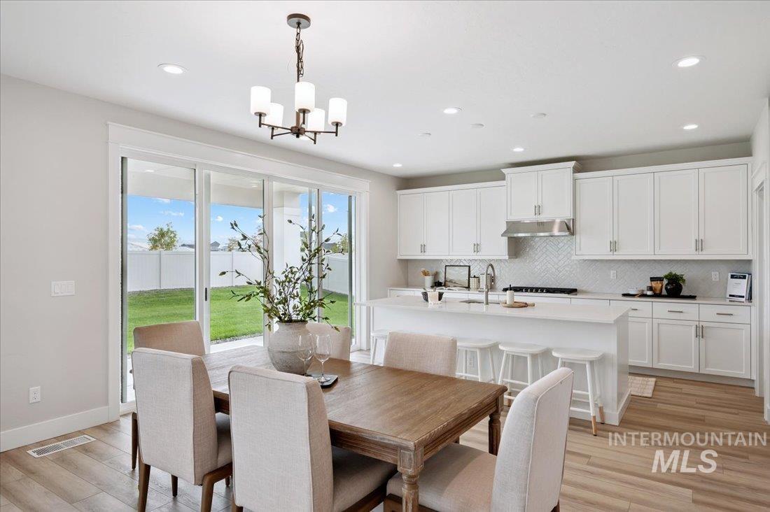 1924 W Arya St, Kuna, Idaho 83634, 5 Bedrooms, 4 Bathrooms, Residential For Sale, Price $609,000,MLS 98974119