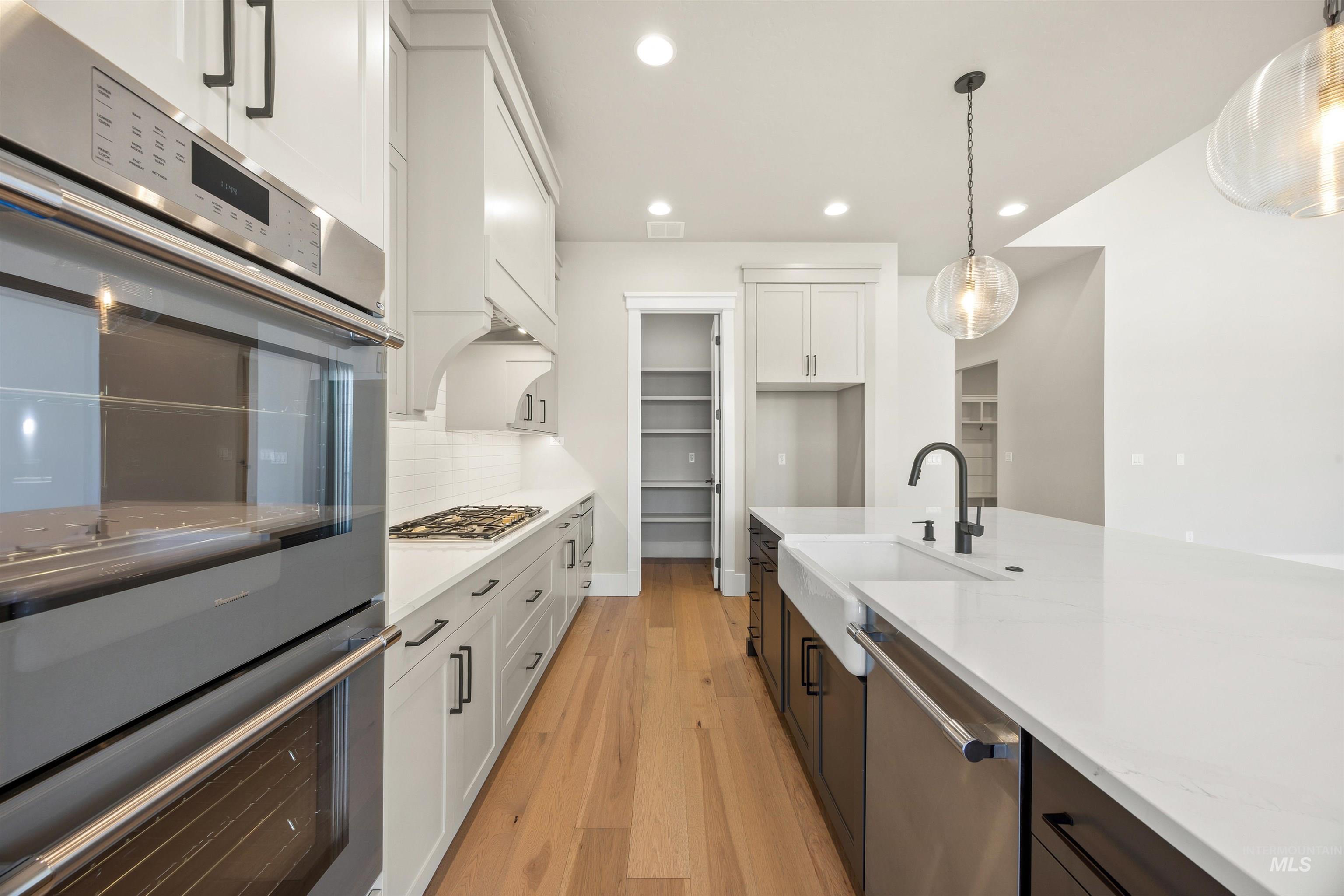 1126 E Crescendo St, Meridian, Idaho 83642, 3 Bedrooms, 2.5 Bathrooms, Residential For Sale, Price $819,777,MLS 98974123