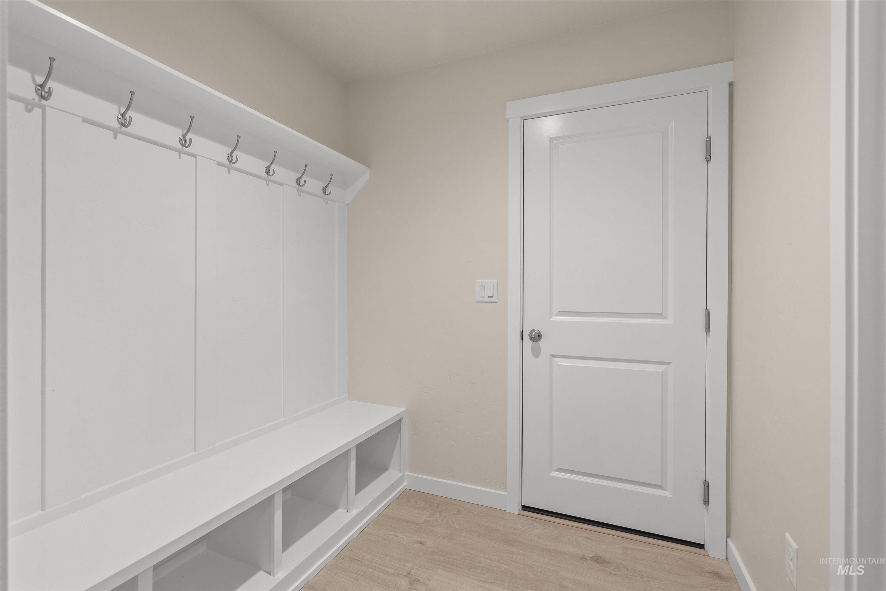 7819 E Meriwether Dr, Nampa, Idaho 83687, 3 Bedrooms, 2 Bathrooms, Residential For Sale, Price $479,990,MLS 98974124