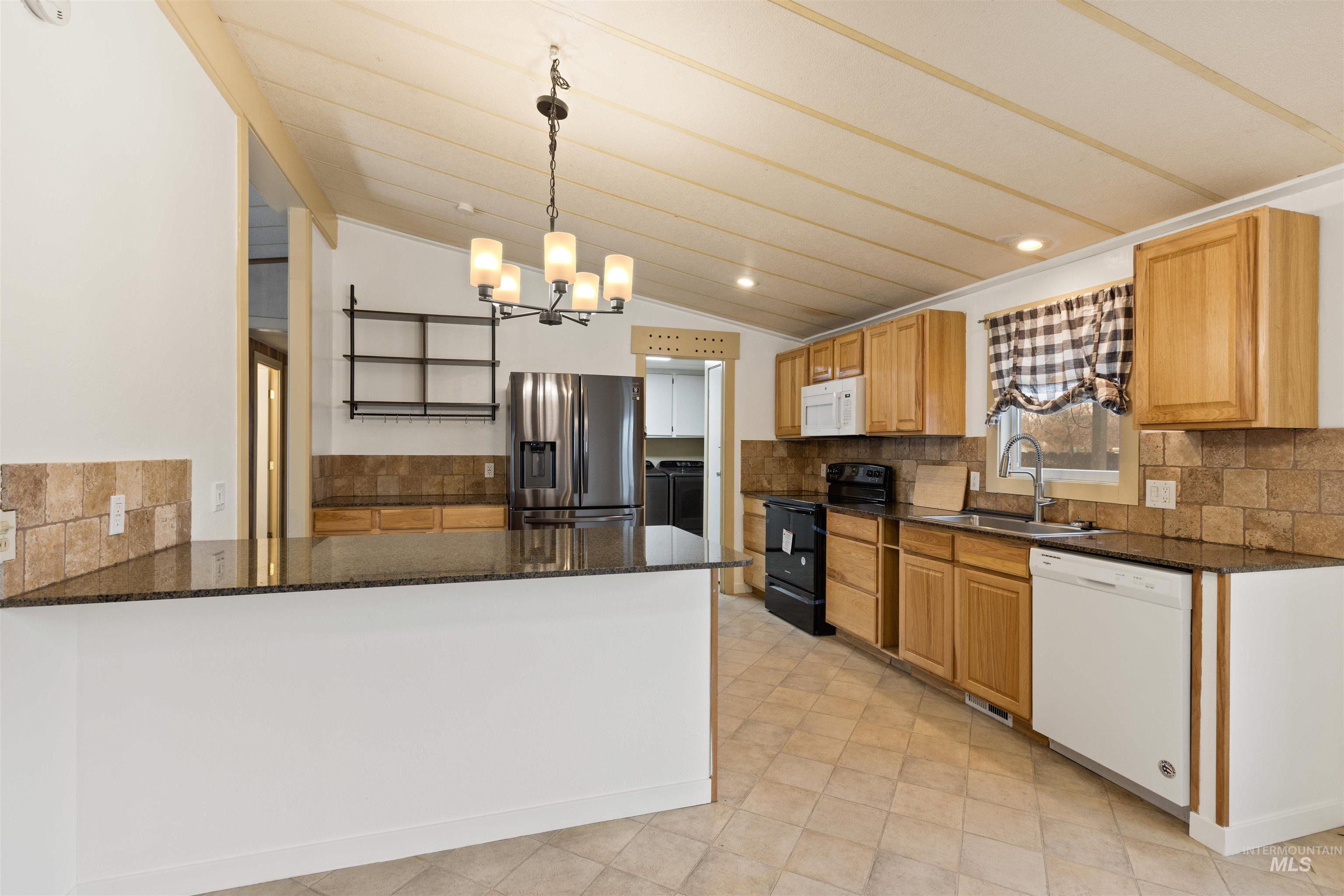 5339 W Boone Ct, Boise, Idaho 83705, 3 Bedrooms, 2 Bathrooms, Residential For Sale, Price $370,000,MLS 98974125