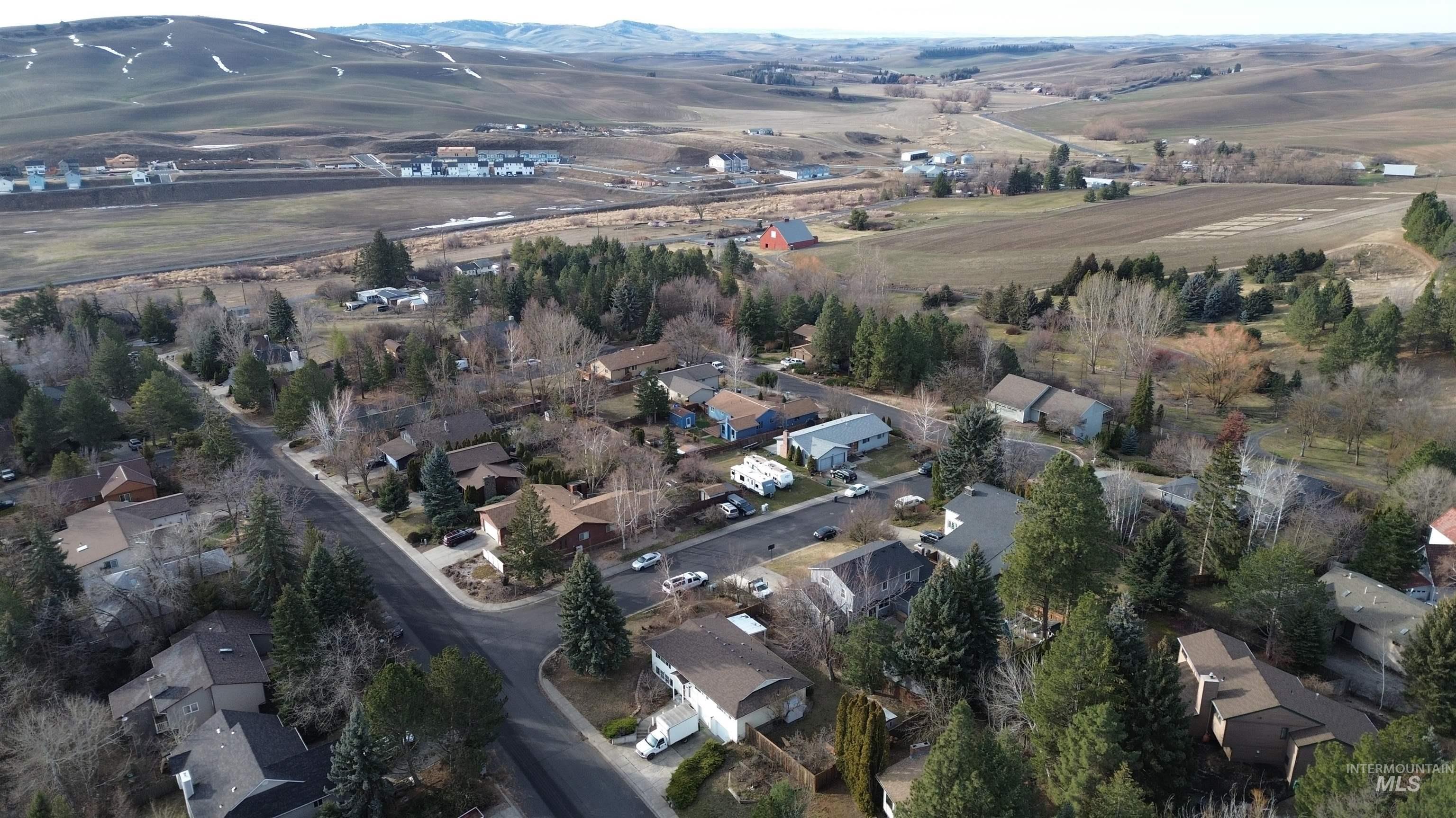 1857 Conestoga St, Moscow, Idaho 83843, 4 Bedrooms, 2.5 Bathrooms, Residential For Sale, Price $520,000,MLS 98974126