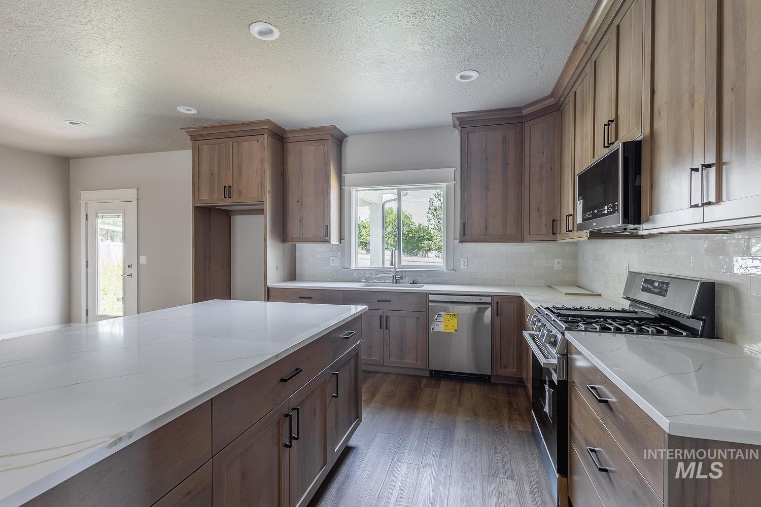 1067 W Afton, Kuna, Idaho 83634, 4 Bedrooms, 2.5 Bathrooms, Residential For Sale, Price $619,000, 98974127