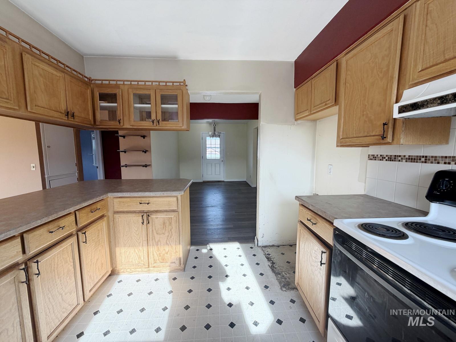 101 E South 7th, Grangeville, Idaho 83530, 3 Bedrooms, 2 Bathrooms, Residential For Sale, Price $231,000,MLS 98974128