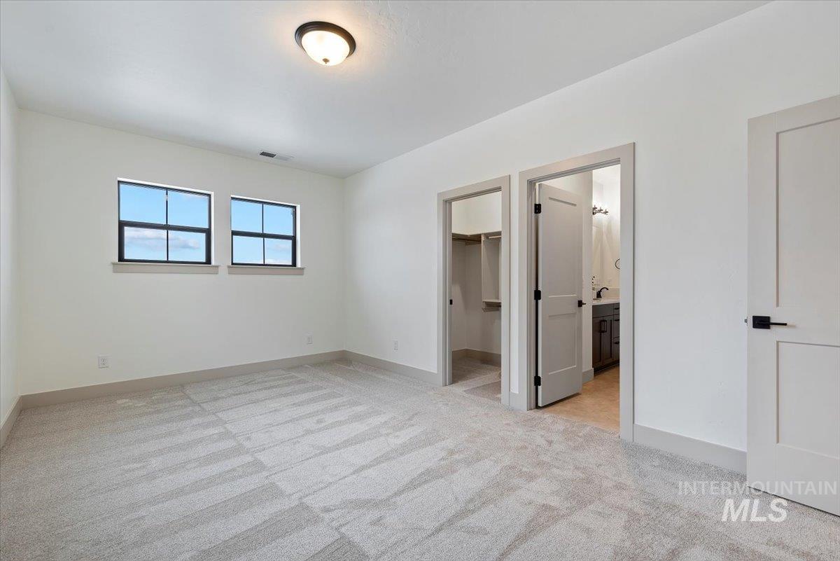 8603 W Happy Day Drive, Meridian, Idaho 83646, 4 Bedrooms, 3.5 Bathrooms, Residential For Sale, Price $999,900,MLS 98974129