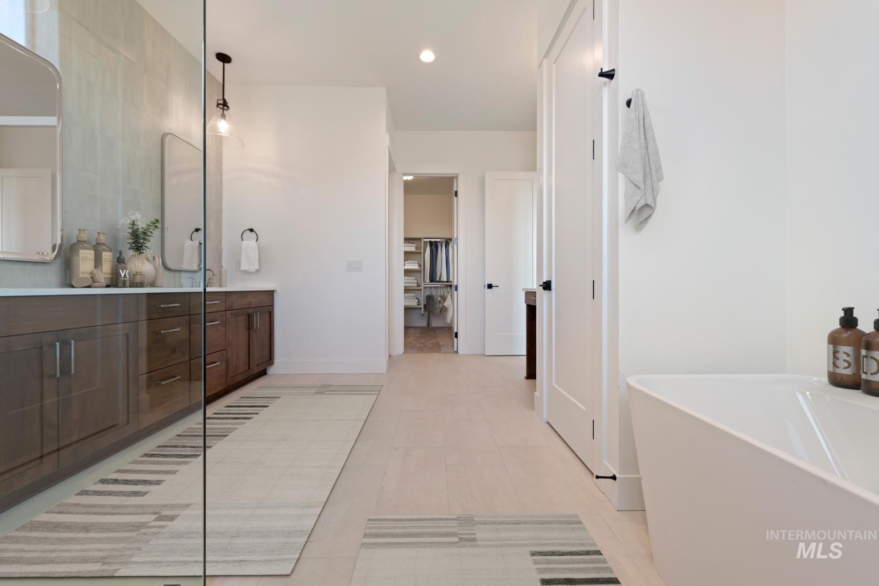 6829 N Valley Breeze Avenue, Meridian, Idaho 83646, 4 Bedrooms, 3.5 Bathrooms, Residential For Sale, Price $849,900,MLS 98974130