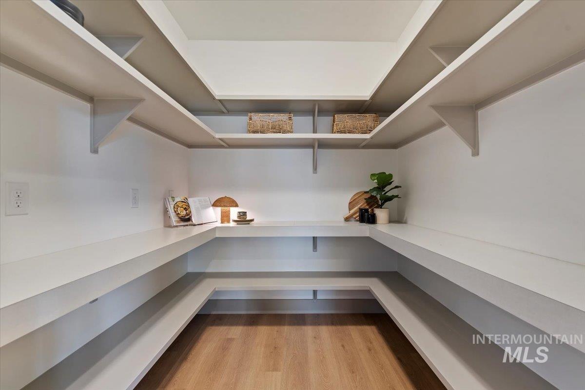 8530 W Graye Street, Meridian, Idaho 83646, 5 Bedrooms, 3.5 Bathrooms, Residential For Sale, Price $1,149,900, 98974132