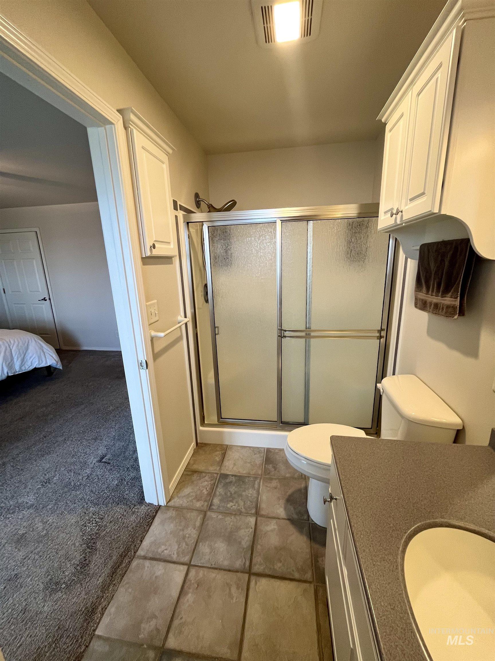 989 O'Leary Way, Twin Falls, Idaho 83301, 3 Bedrooms, 2 Bathrooms, Residential For Sale, Price $399,000,MLS 98974133