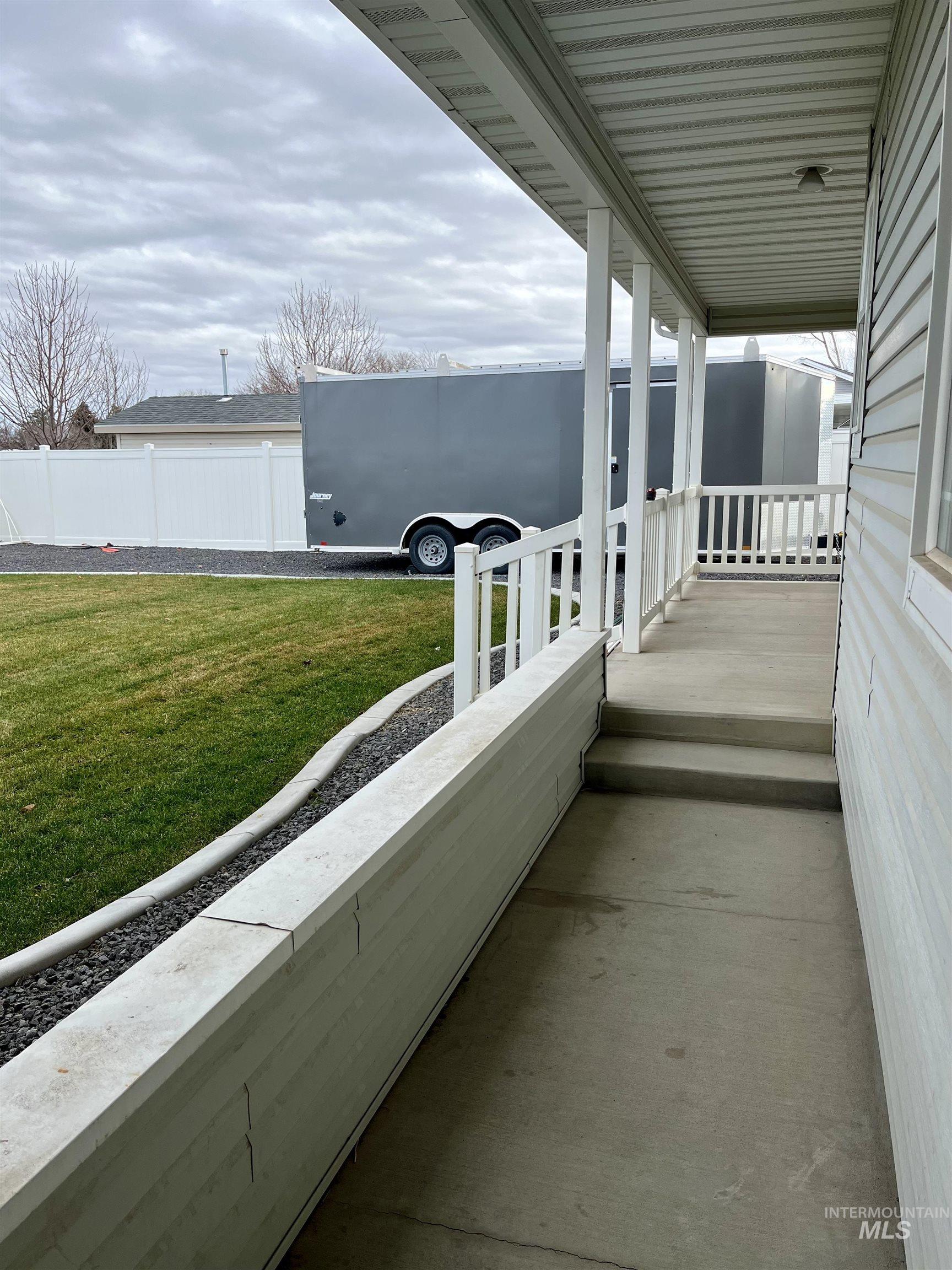 989 O'Leary Way, Twin Falls, Idaho 83301, 3 Bedrooms, 2 Bathrooms, Residential For Sale, Price $399,000,MLS 98974133