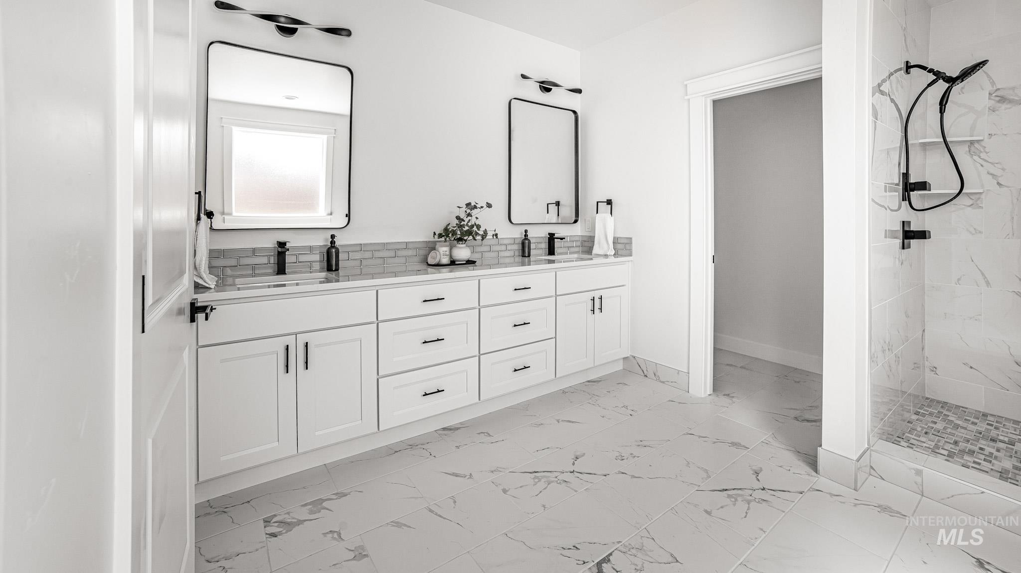 2025 S Penninger DR, Boise, Idaho 83709-2759, 4 Bedrooms, 3.5 Bathrooms, Residential For Sale, Price $699,999,MLS 98974135