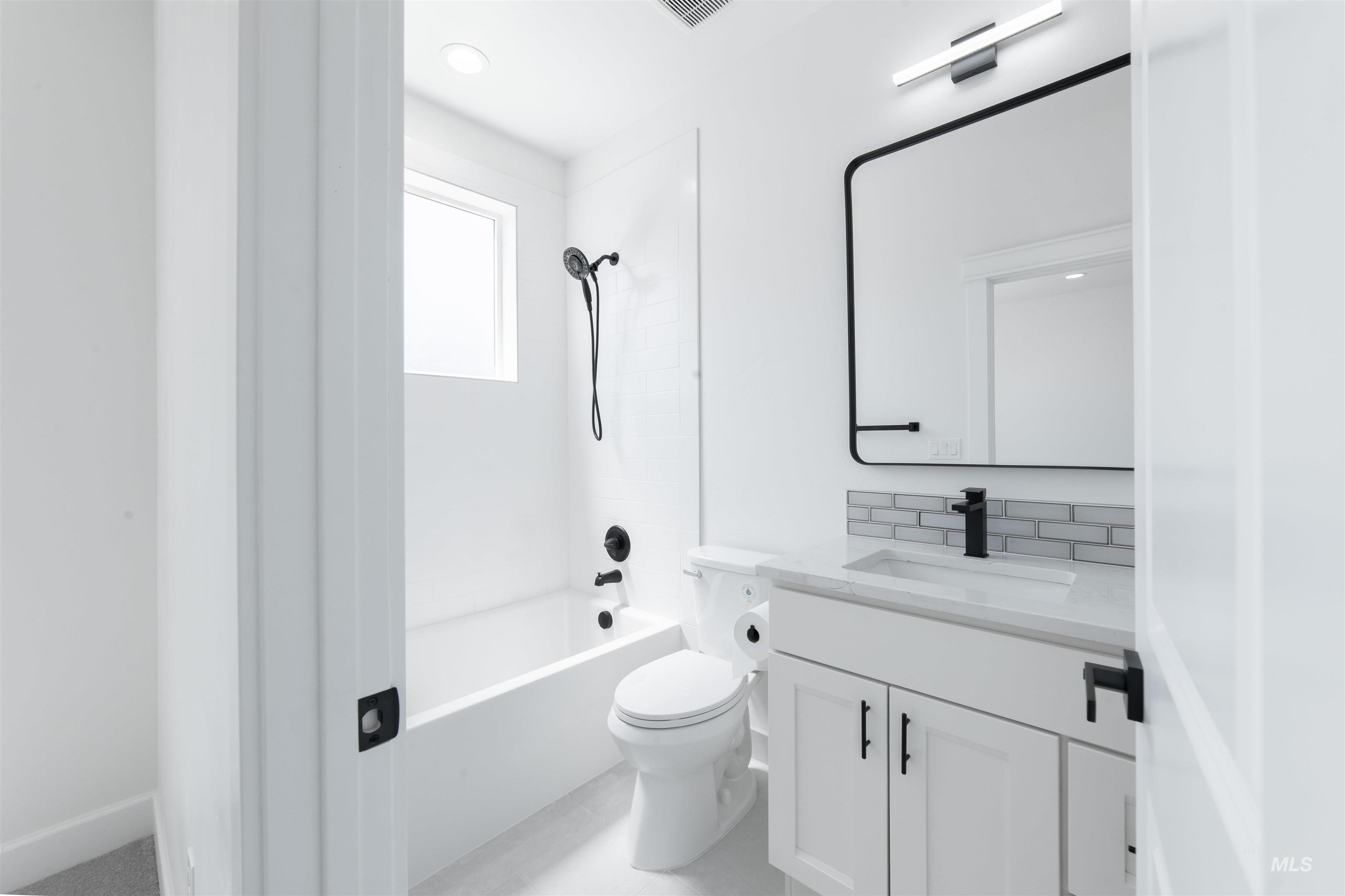 2025 S Penninger DR, Boise, Idaho 83709-2759, 4 Bedrooms, 3.5 Bathrooms, Residential For Sale, Price $699,999,MLS 98974135