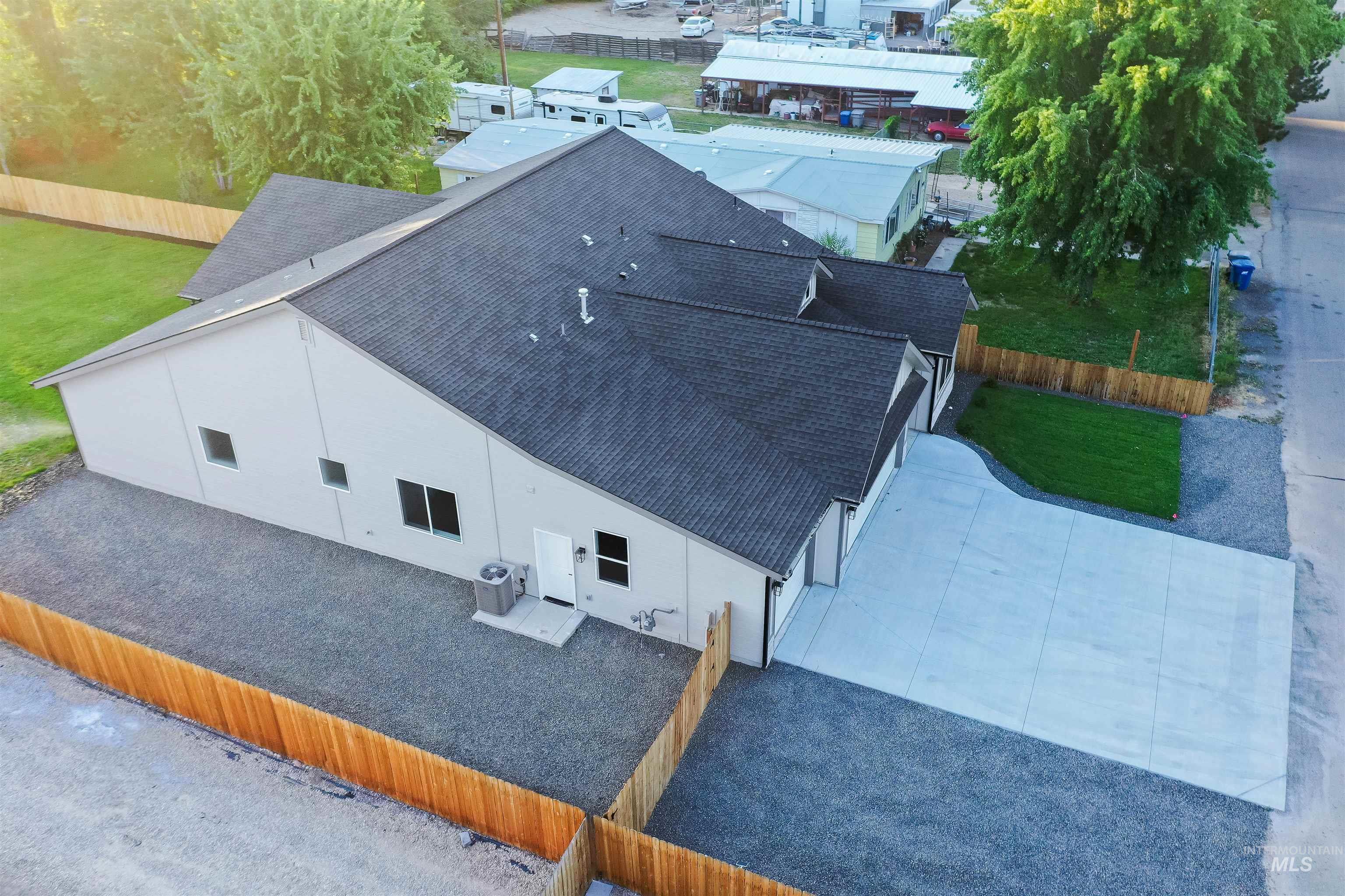 2025 S Penninger DR, Boise, Idaho 83709-2759, 4 Bedrooms, 3.5 Bathrooms, Residential For Sale, Price $699,999,MLS 98974135