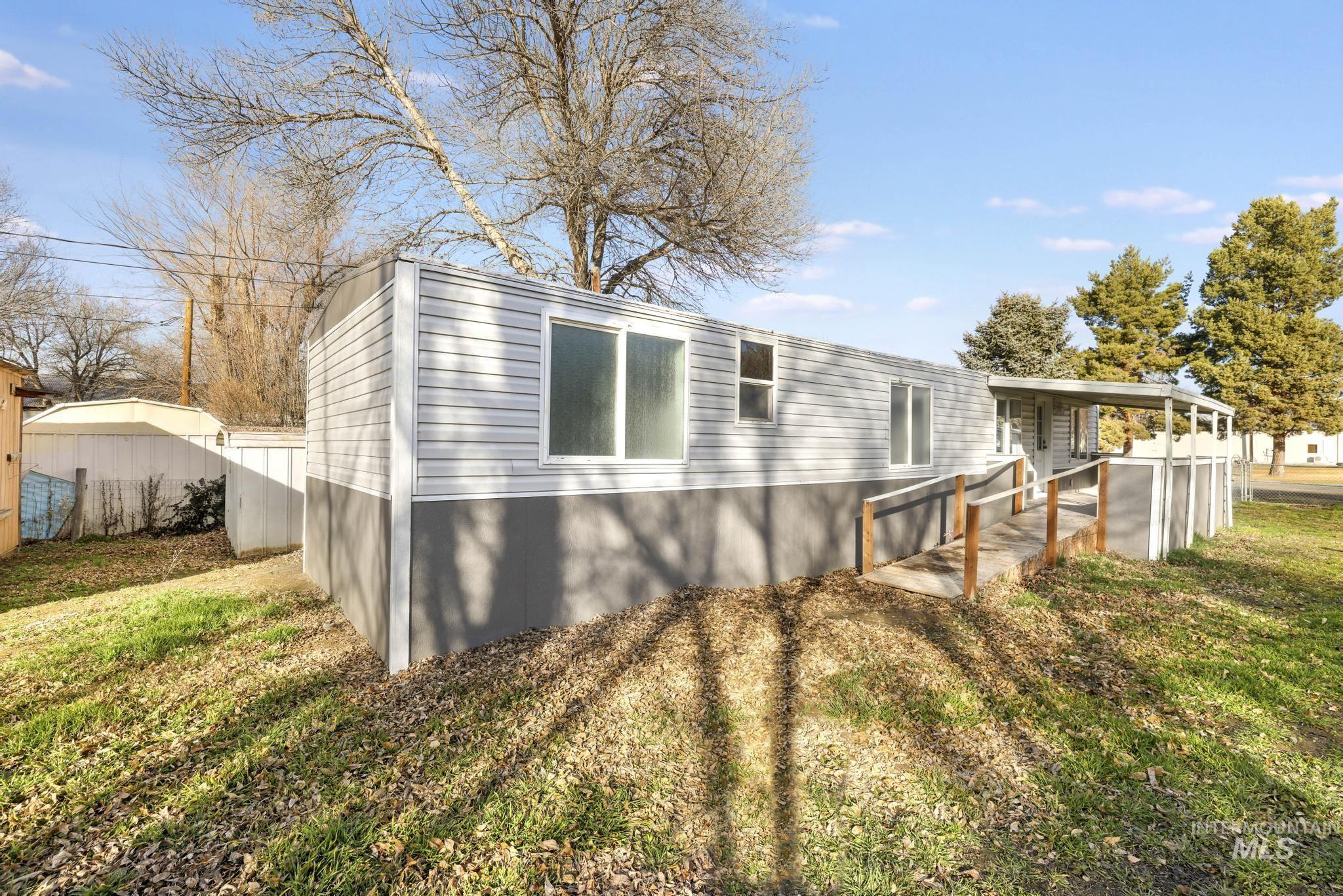 150 E Orchard, Hagerman, Idaho 83332, 2 Bedrooms, 1 Bathroom, Residential For Sale, Price $145,000,MLS 98974136