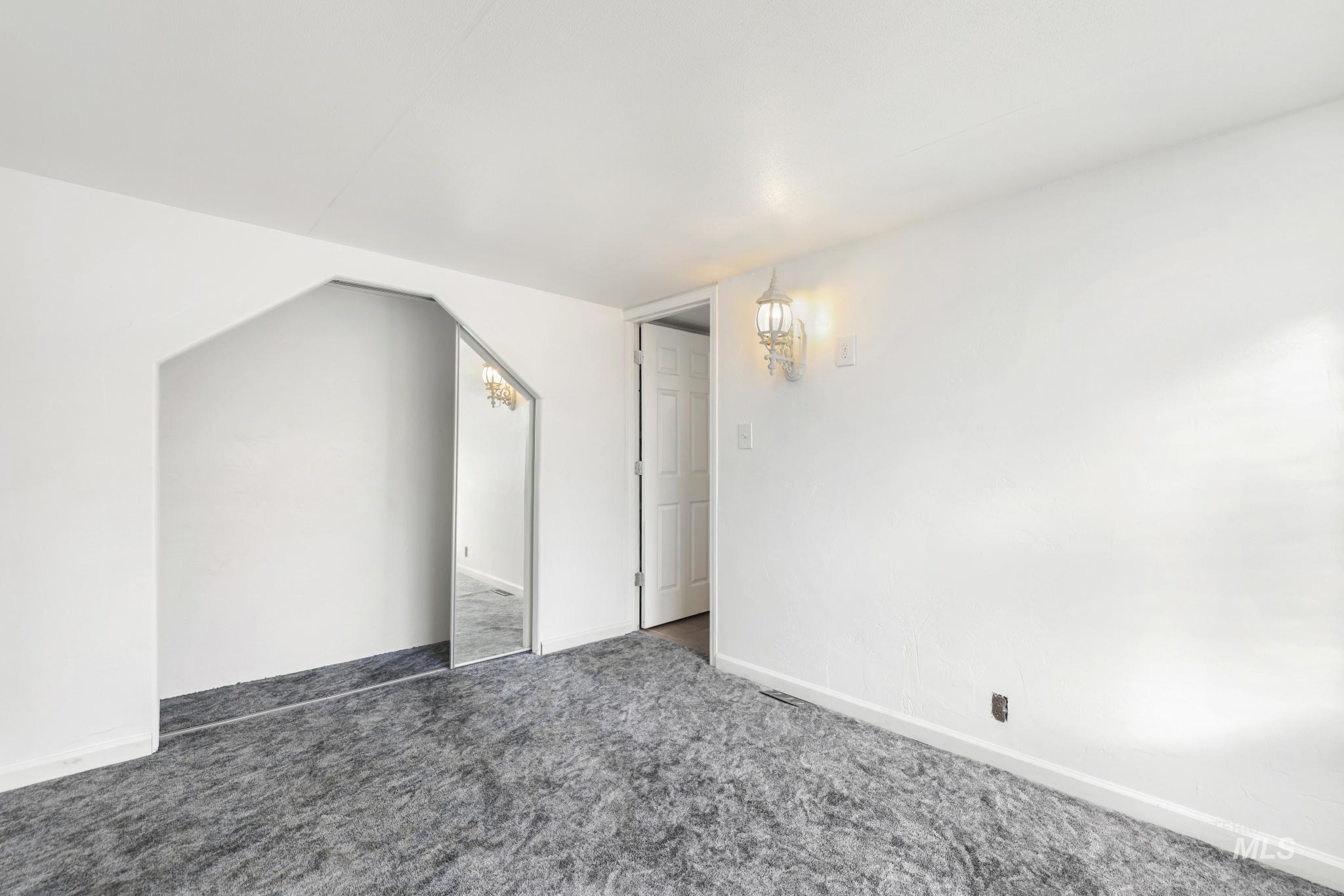 150 E Orchard, Hagerman, Idaho 83332, 2 Bedrooms, 1 Bathroom, Residential For Sale, Price $145,000,MLS 98974136