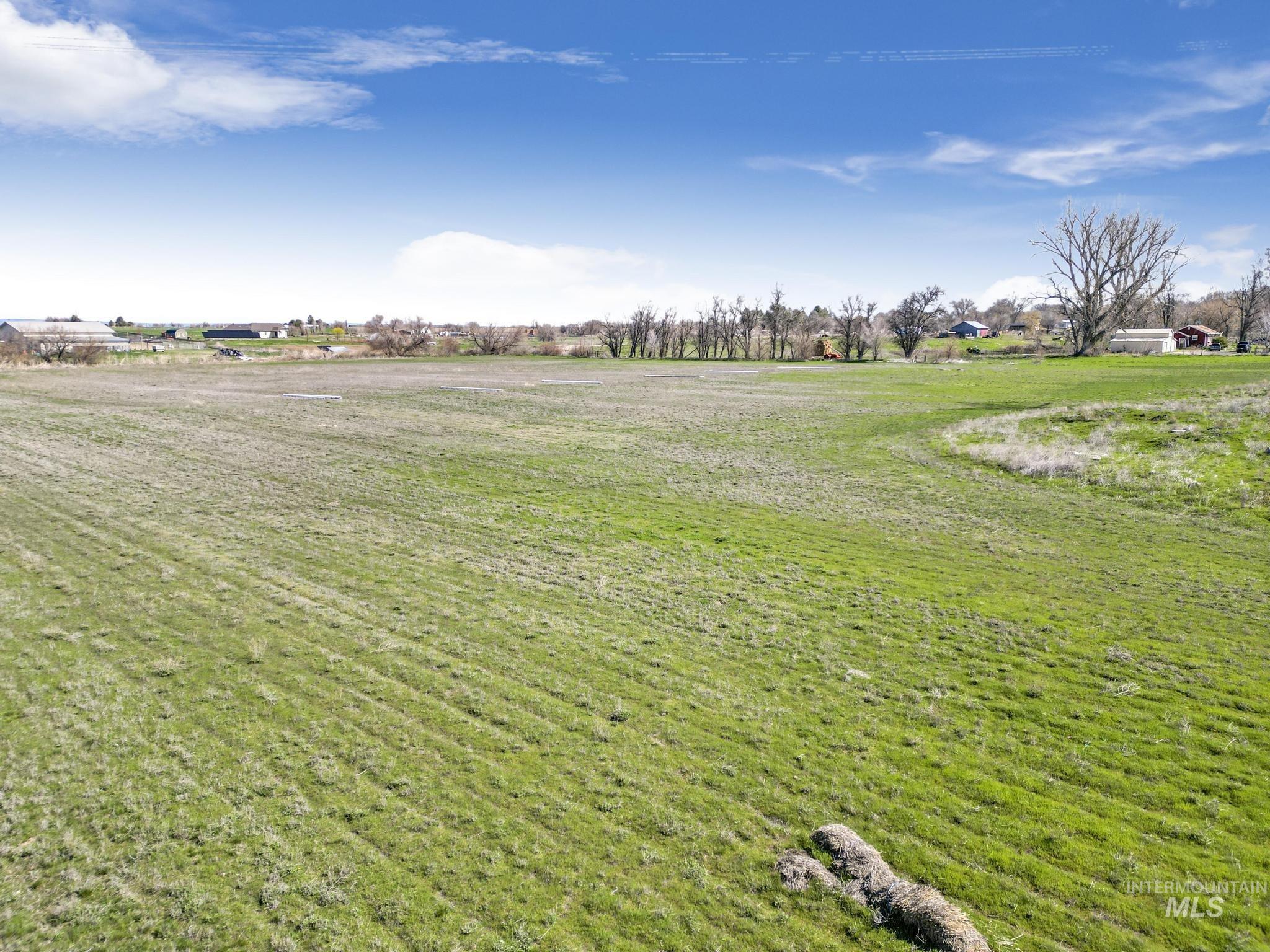 1062 E 2500 S., Hagerman, Idaho 83332, Land For Sale, Price $355,000,MLS 98974138