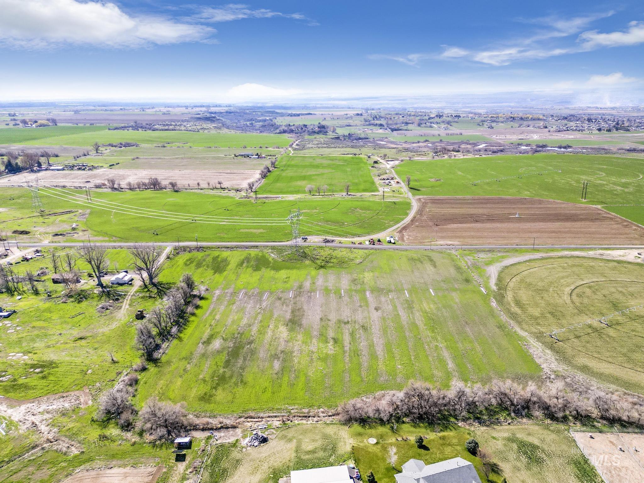 1062 E 2500 S., Hagerman, Idaho 83332, Land For Sale, Price $299,900,MLS 98974138