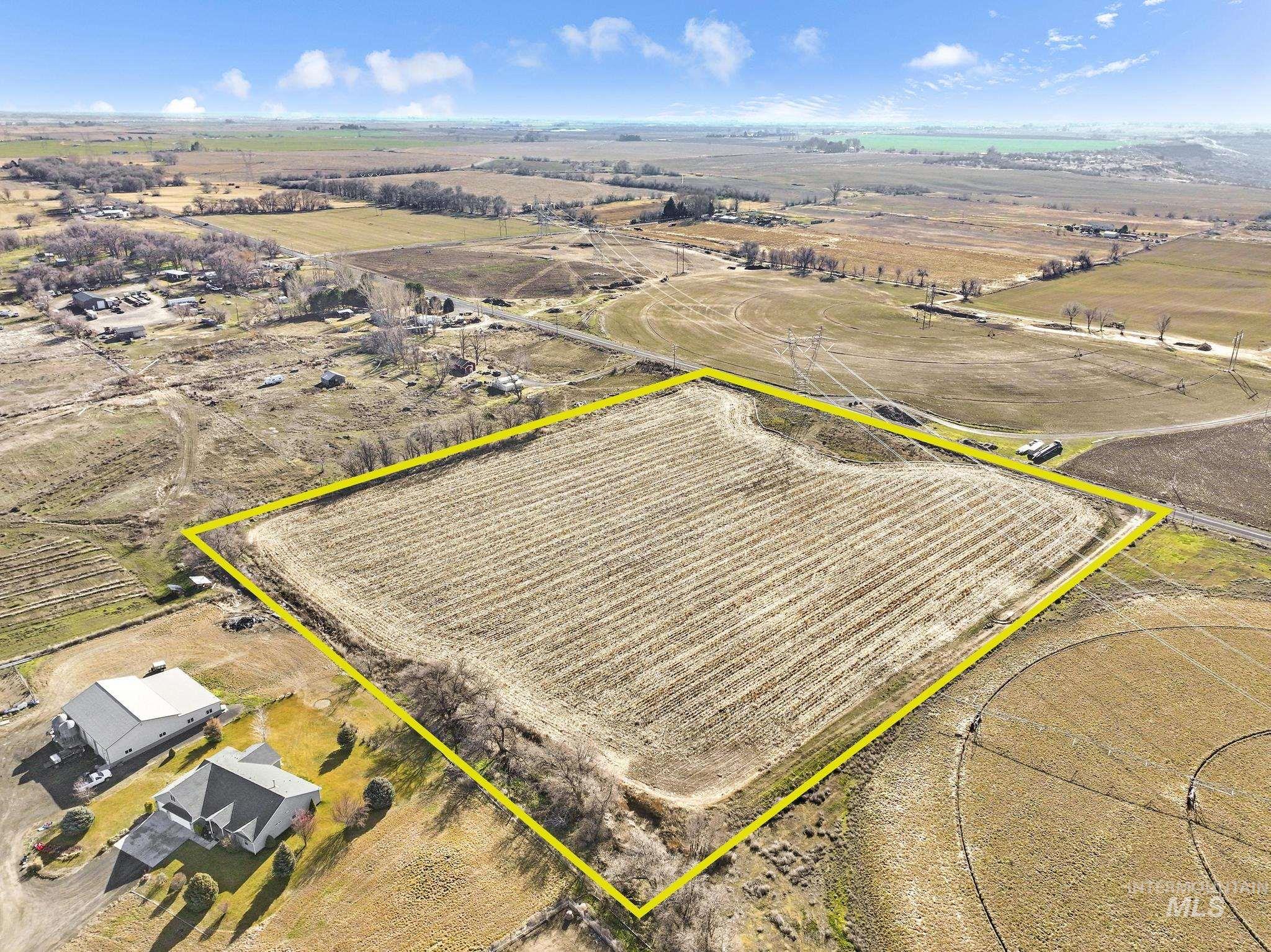 1062 E 2500 S., Hagerman, Idaho 83332, Land For Sale, Price $355,000,MLS 98974138