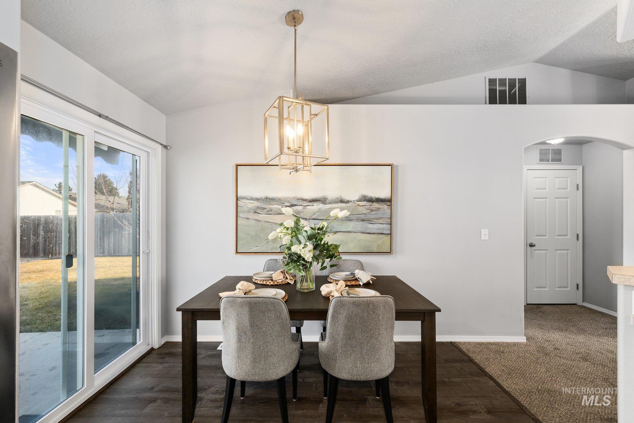 14250 Blue Ridge St, Caldwell, Idaho 83607, 3 Bedrooms, 2 Bathrooms, Residential For Sale, Price $335,000,MLS 98974139