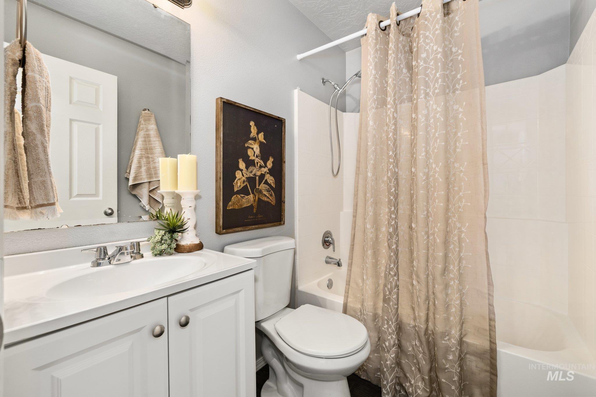 14250 Blue Ridge St, Caldwell, Idaho 83607, 3 Bedrooms, 2 Bathrooms, Residential For Sale, Price $335,000,MLS 98974139