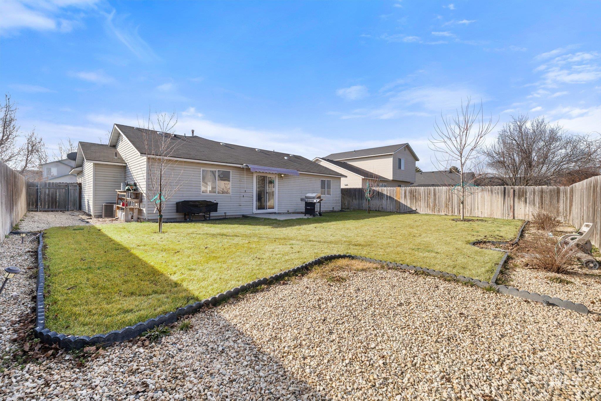 14250 Blue Ridge St, Caldwell, Idaho 83607, 3 Bedrooms, 2 Bathrooms, Residential For Sale, Price $335,000,MLS 98974139