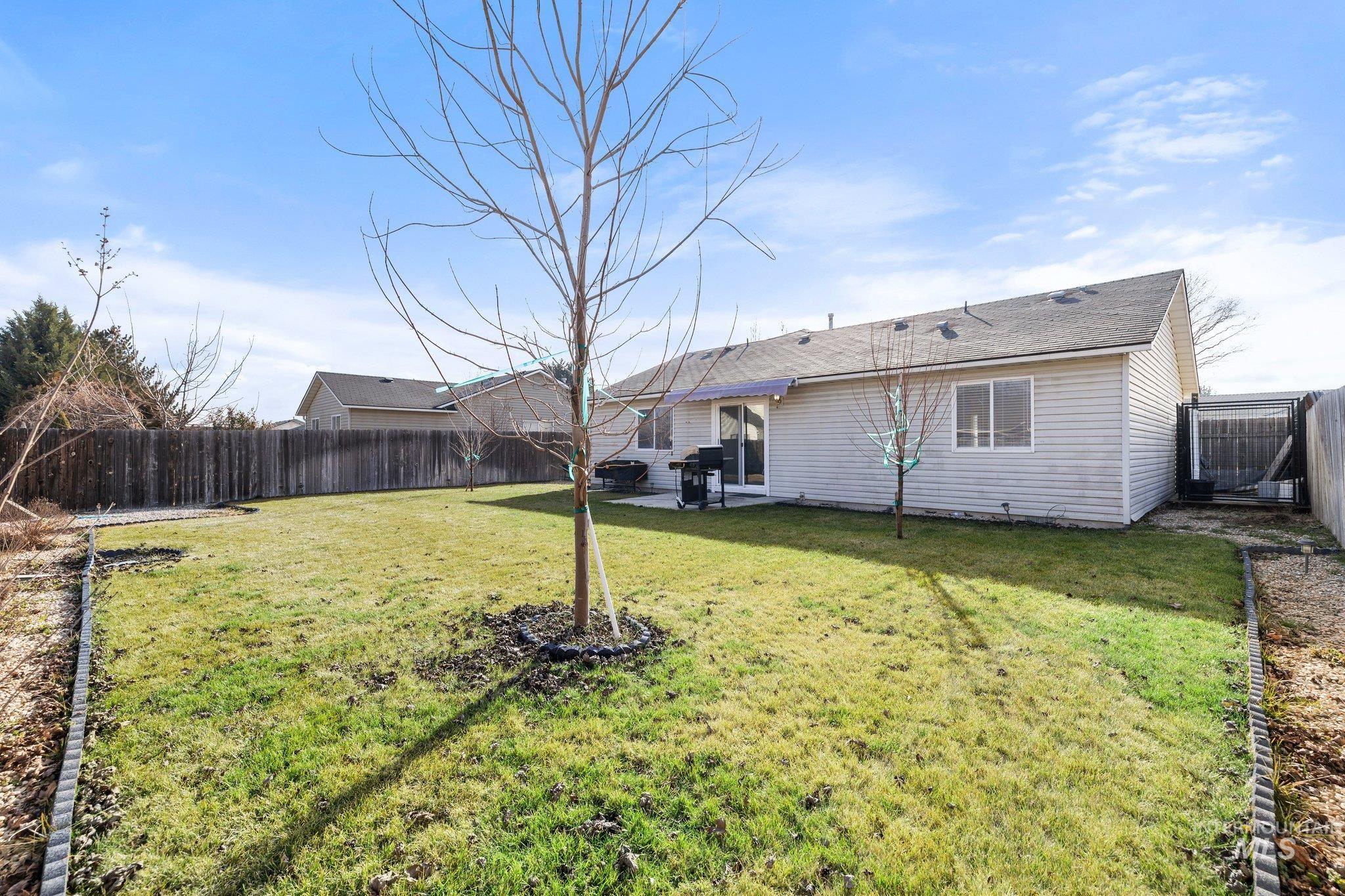 14250 Blue Ridge St, Caldwell, Idaho 83607, 3 Bedrooms, 2 Bathrooms, Residential For Sale, Price $335,000,MLS 98974139