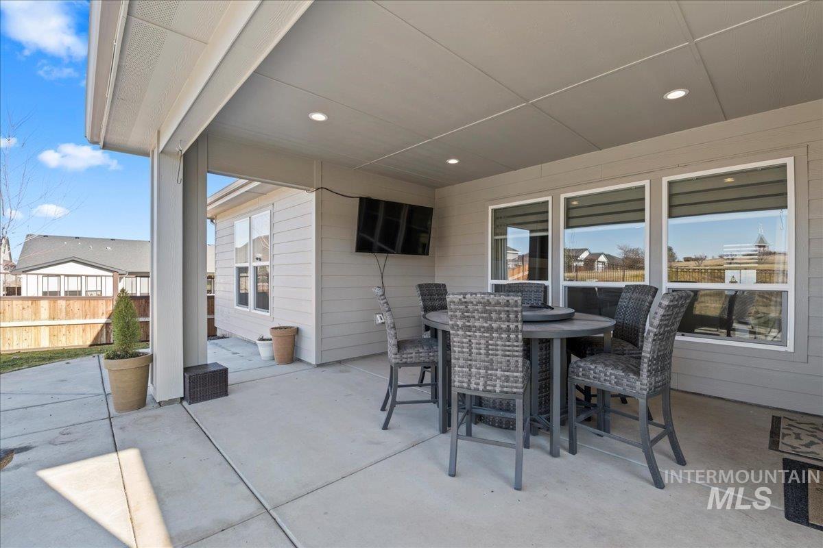 2461 S Cordillera Way, Nampa, Idaho 83686, 3 Bedrooms, 3 Bathrooms, Residential For Sale, Price $739,900,MLS 98974140