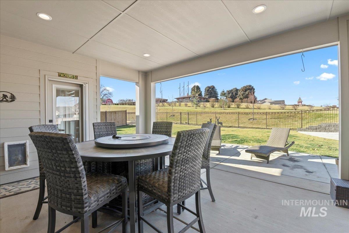 2461 S Cordillera Way, Nampa, Idaho 83686, 3 Bedrooms, 3 Bathrooms, Residential For Sale, Price $739,900,MLS 98974140