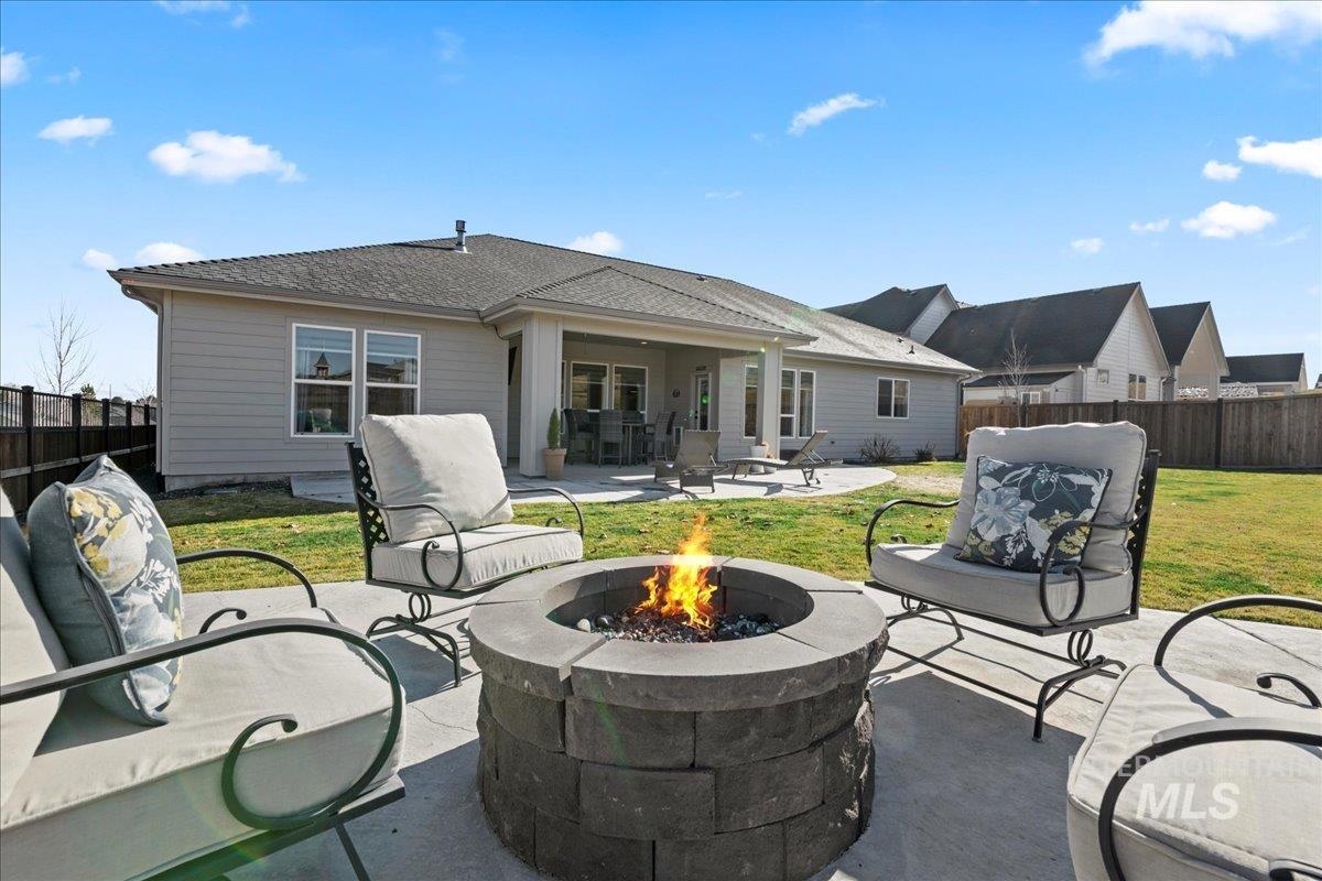 2461 S Cordillera Way, Nampa, Idaho 83686, 3 Bedrooms, 3 Bathrooms, Residential For Sale, Price $739,900,MLS 98974140