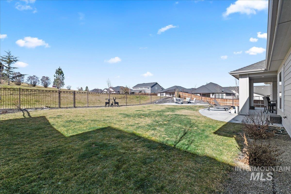 2461 S Cordillera Way, Nampa, Idaho 83686, 3 Bedrooms, 3 Bathrooms, Residential For Sale, Price $739,900,MLS 98974140