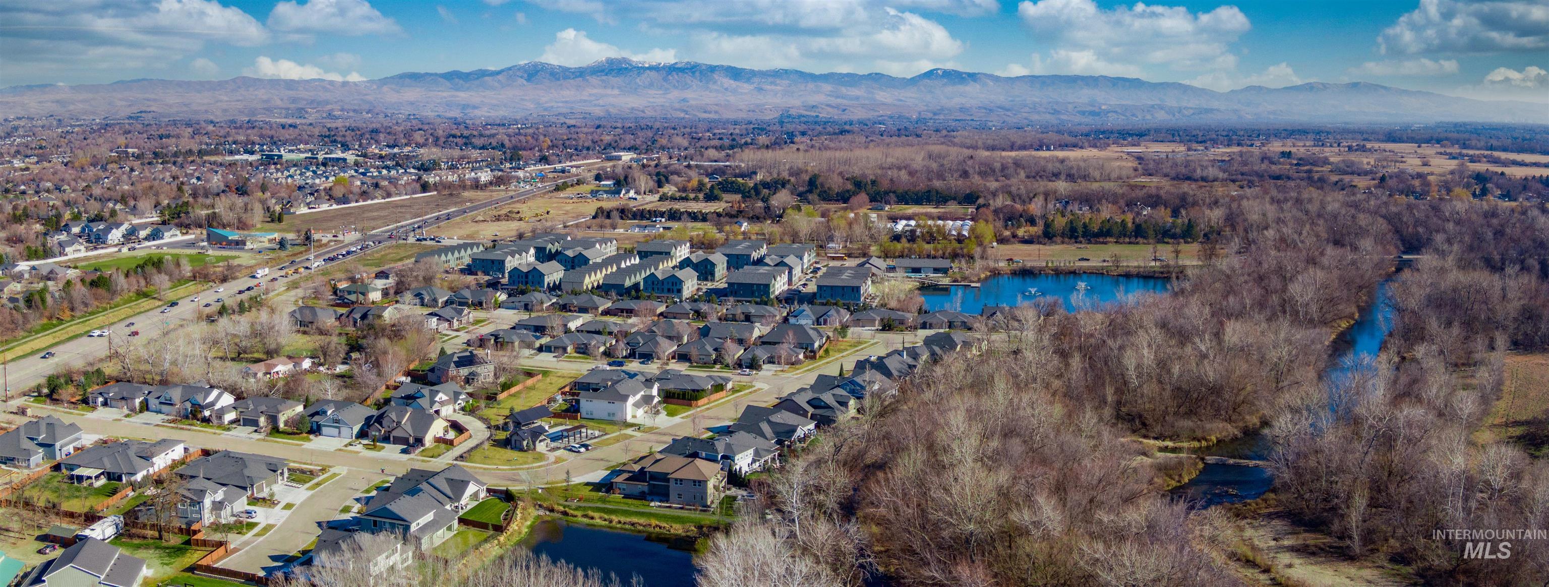 85 S Vandries Ave, Eagle, Idaho 83616-5828, 6 Bedrooms, 3.5 Bathrooms, Residential For Sale, Price $999,900,MLS 98974143