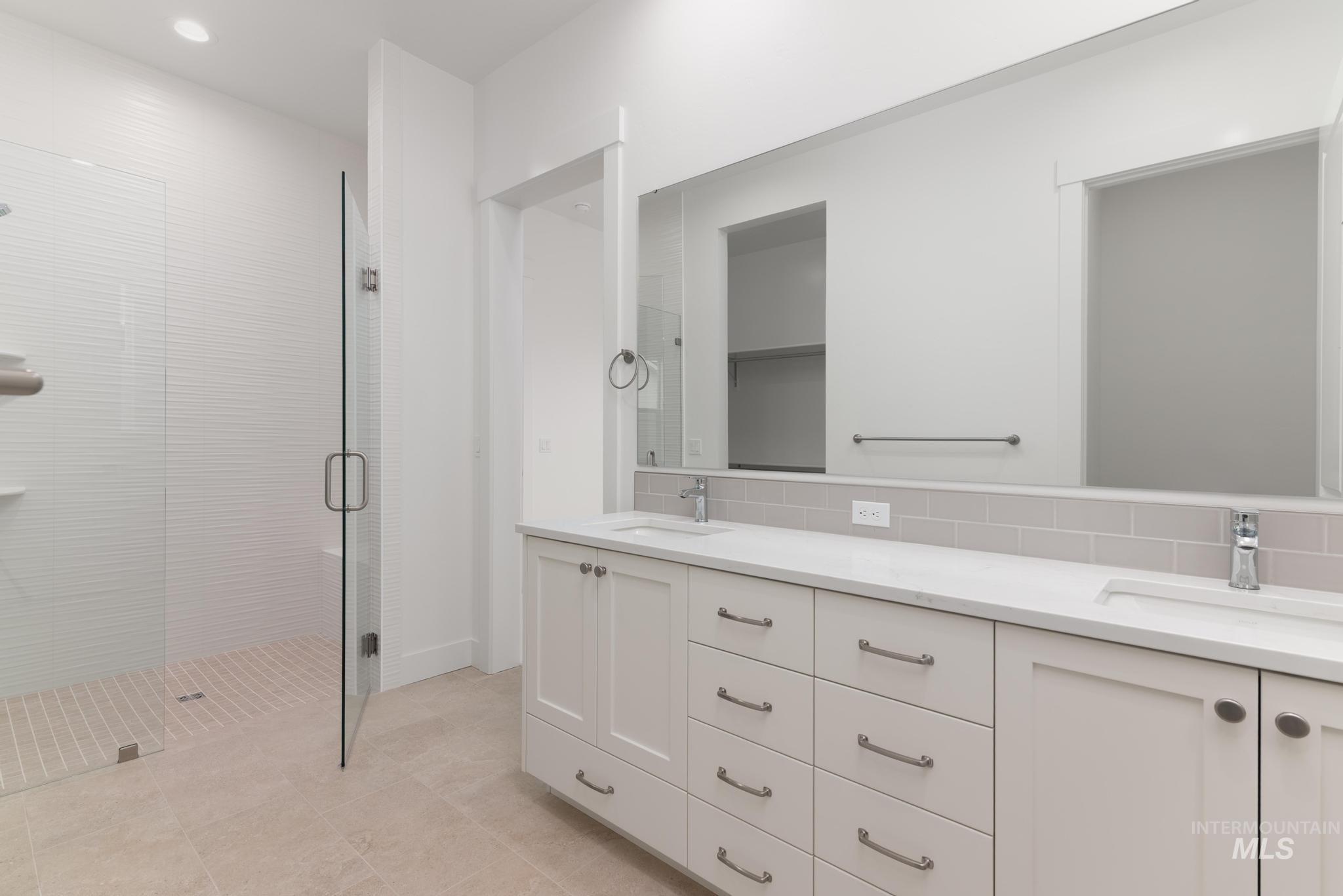 2287 N Leatherwood Pl, Star, Idaho 83669, 2 Bedrooms, 2 Bathrooms, Residential For Sale, Price $549,000,MLS 98974146