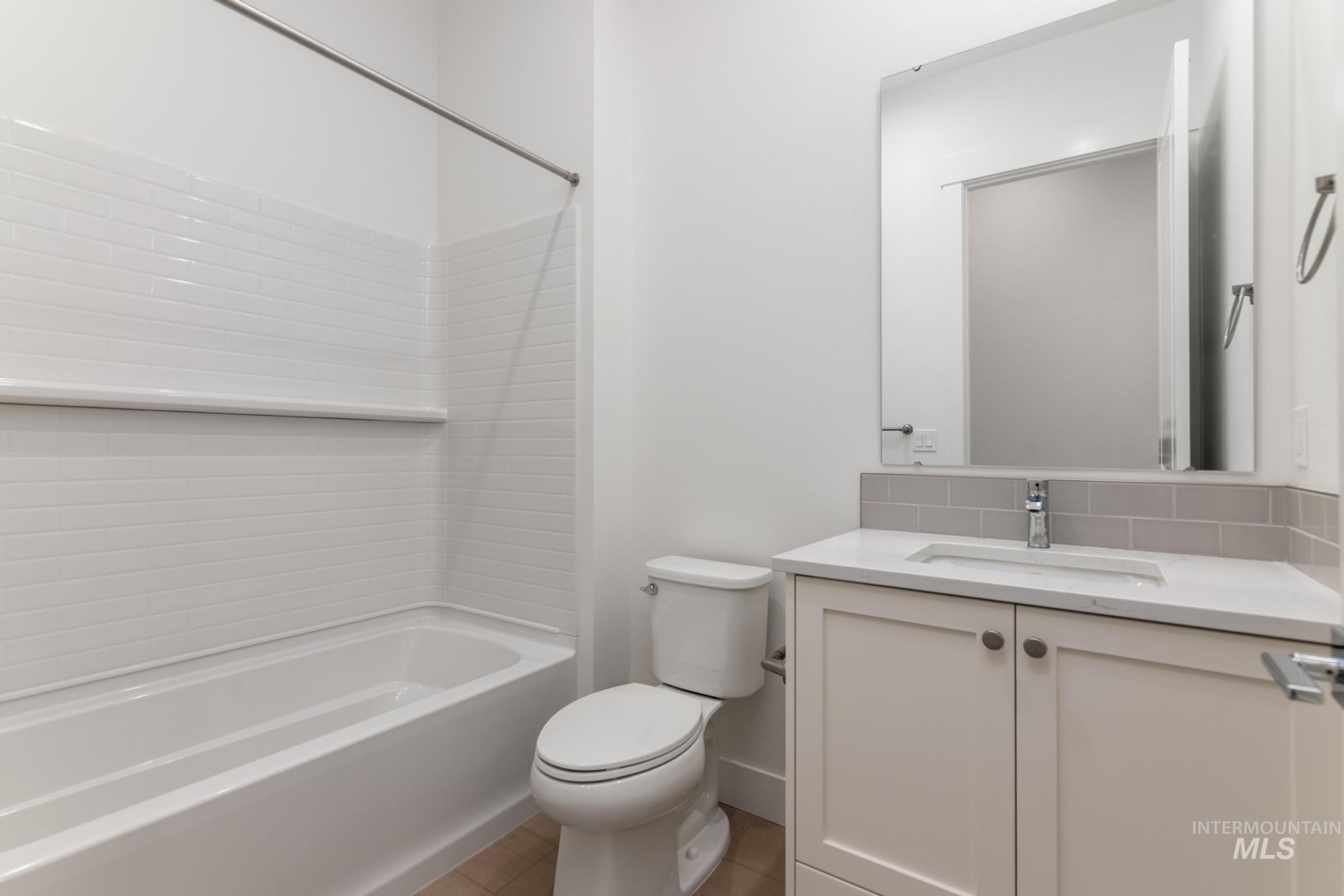 2287 N Leatherwood Pl, Star, Idaho 83669, 2 Bedrooms, 2 Bathrooms, Residential For Sale, Price $549,000,MLS 98974146