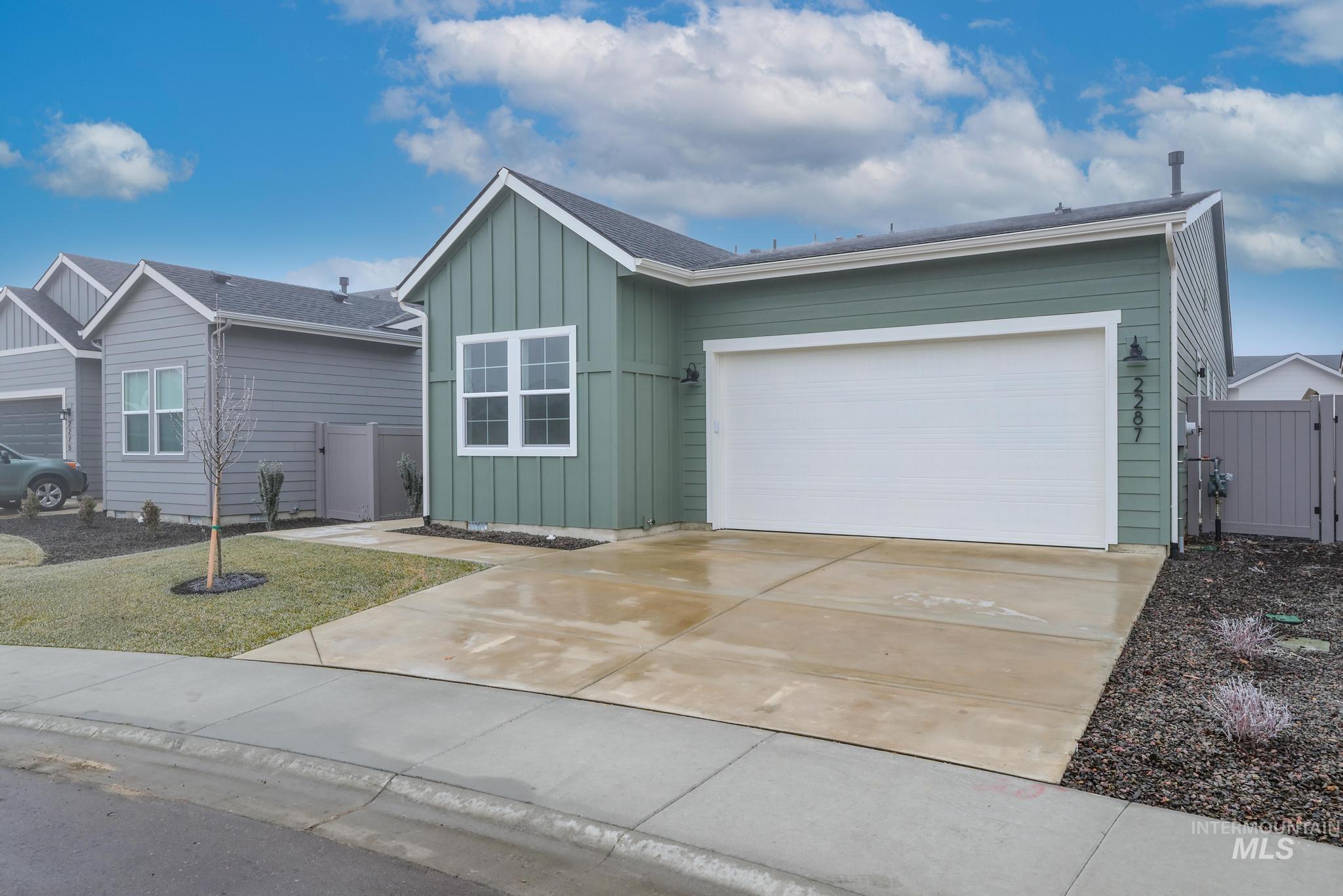 2287 N Leatherwood Pl, Star, Idaho 83669, 2 Bedrooms, 2 Bathrooms, Residential For Sale, Price $549,000,MLS 98974146