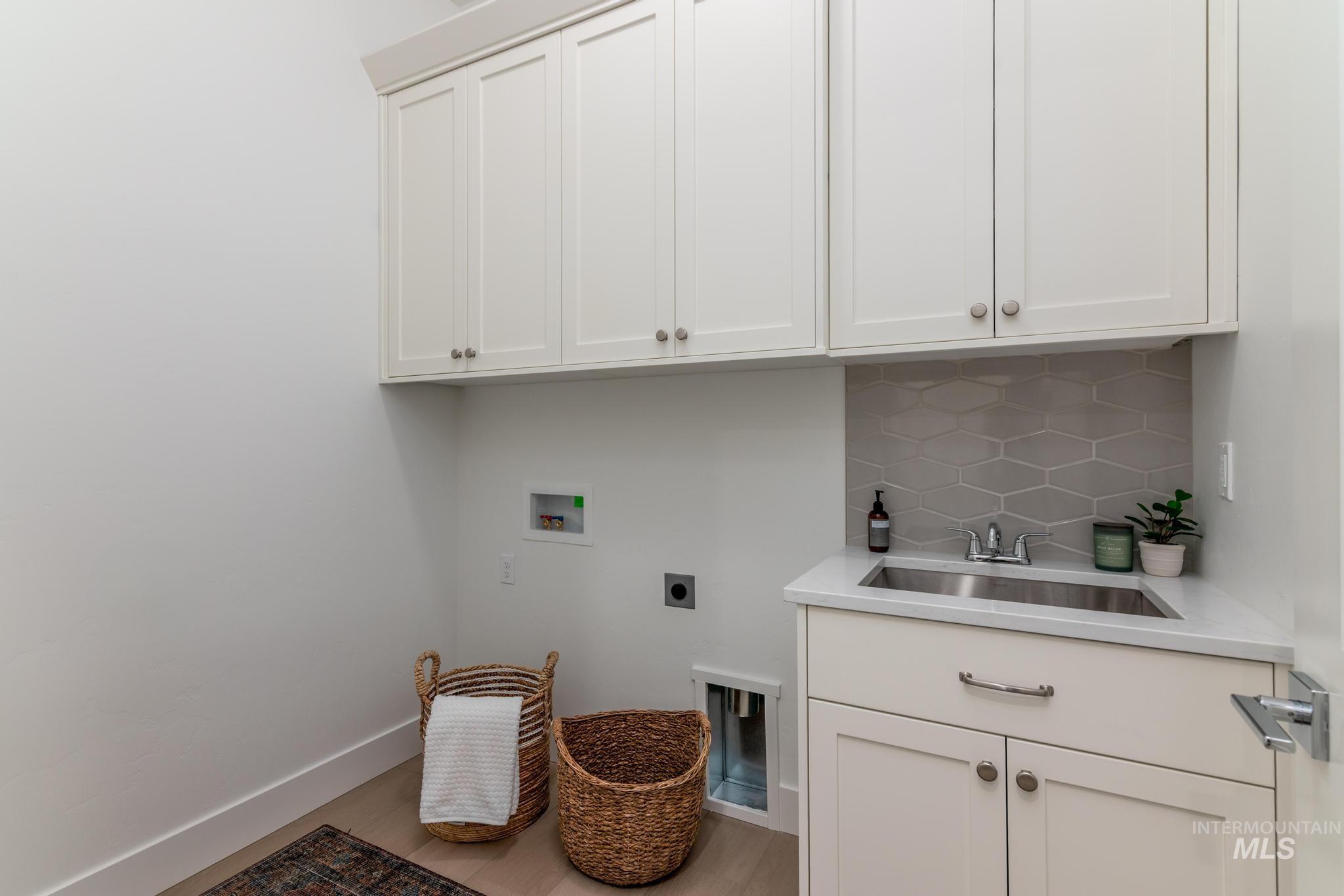 2287 N Leatherwood Pl, Star, Idaho 83669, 2 Bedrooms, 2 Bathrooms, Residential For Sale, Price $547,000, 98974146