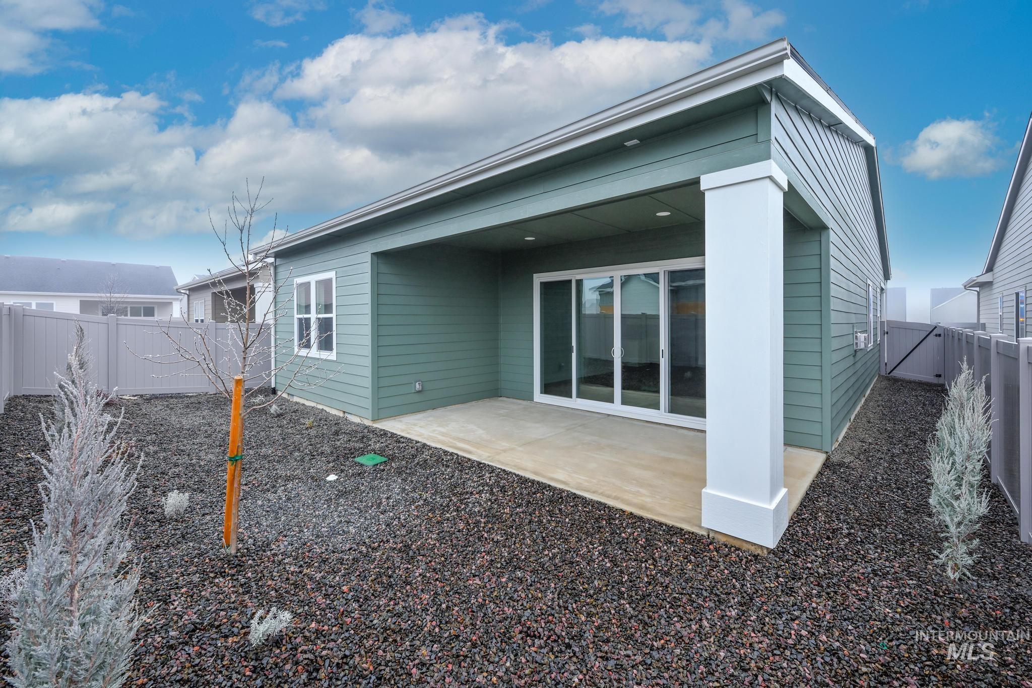 2287 N Leatherwood Pl, Star, Idaho 83669, 2 Bedrooms, 2 Bathrooms, Residential For Sale, Price $549,000,MLS 98974146