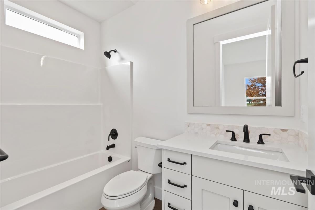 11216 S Kingsbarn Ln, Kuna, Idaho 83634, 4 Bedrooms, 3.5 Bathrooms, Residential For Sale, Price $1,217,880,MLS 98974149