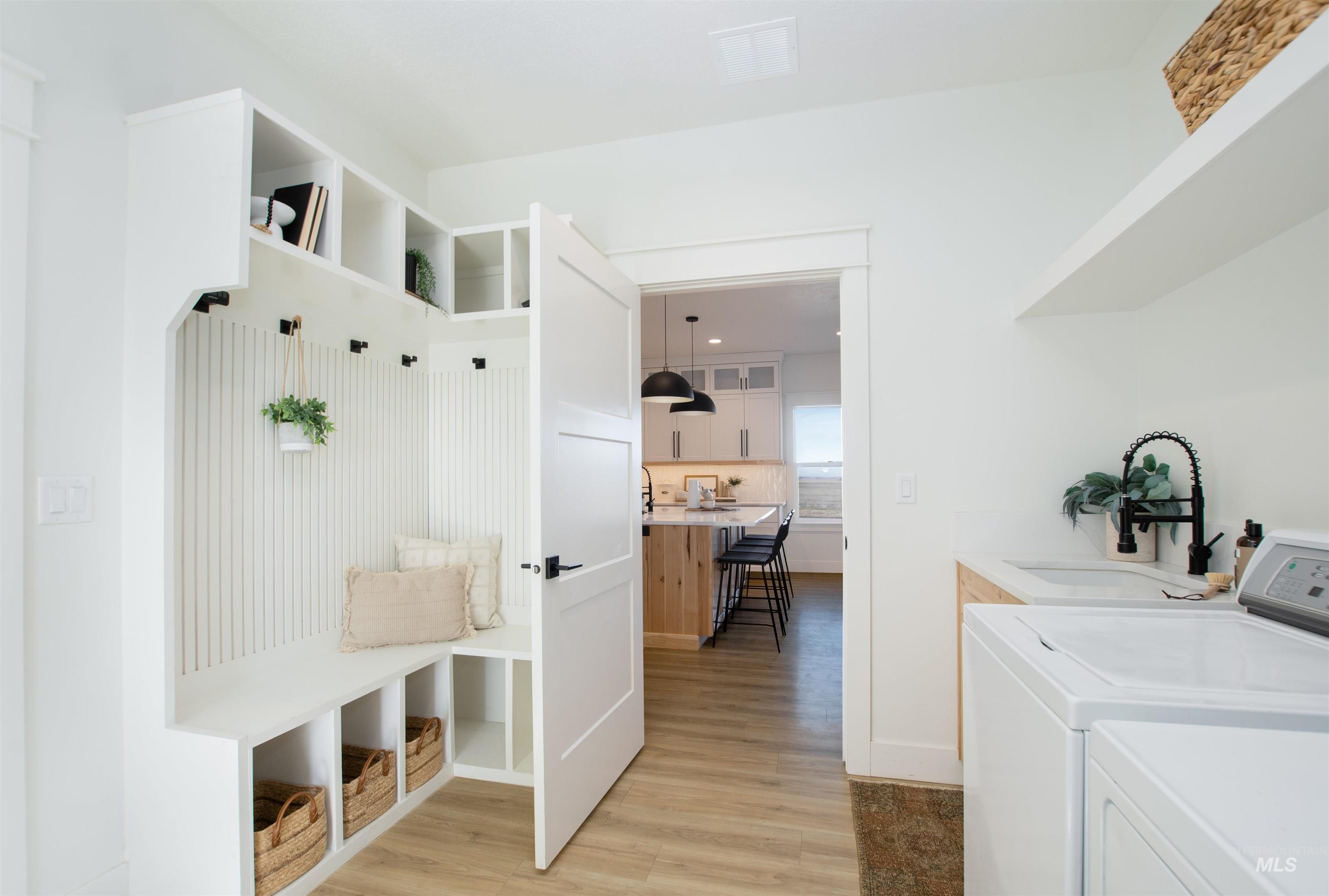 23274 Stonewater Ln, Greenleaf, Idaho 83676, 5 Bedrooms, 4 Bathrooms, Residential For Sale, Price $950,000, 98974150