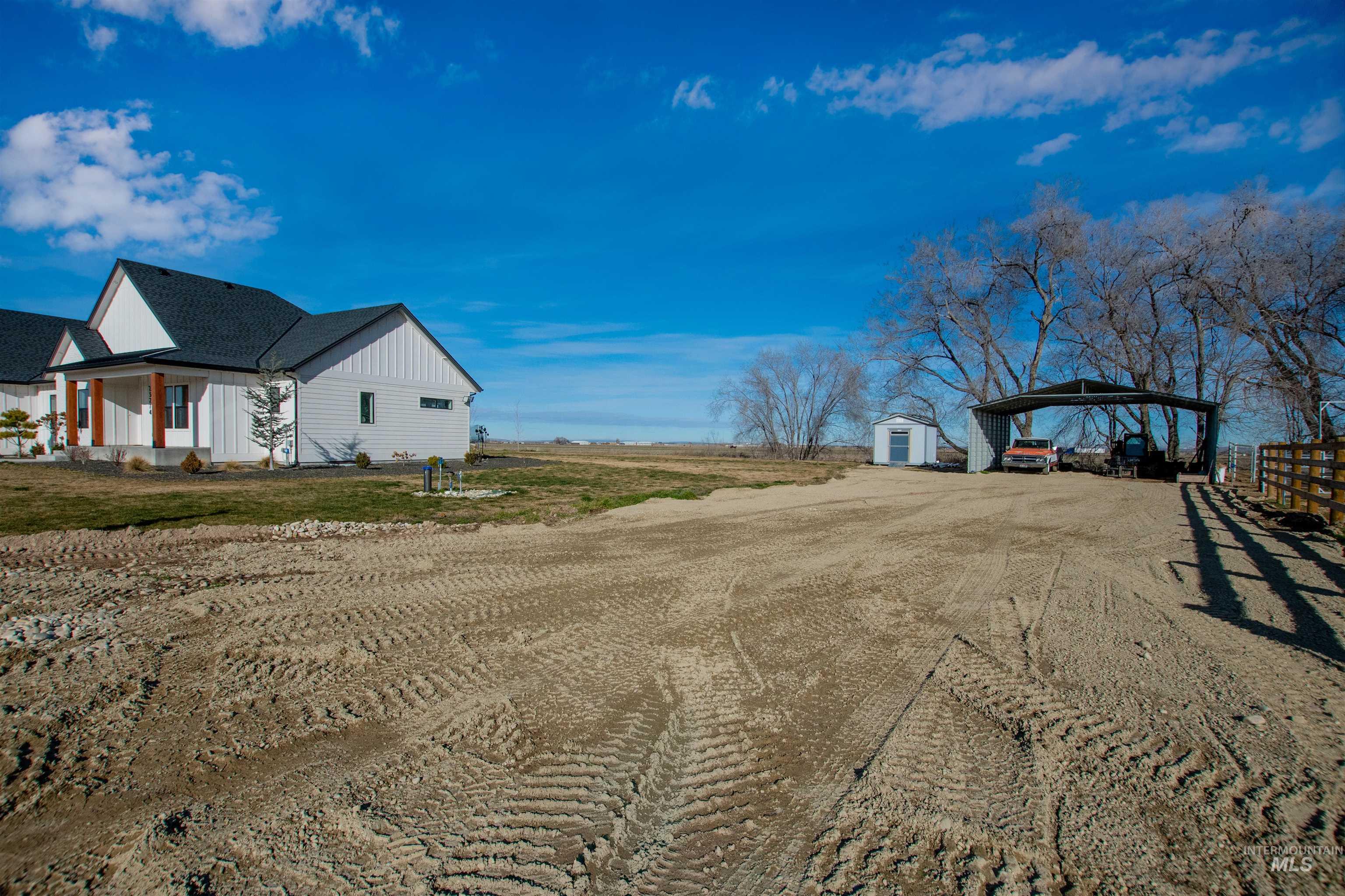 23274 Stonewater Ln, Greenleaf, Idaho 83676, 5 Bedrooms, 4 Bathrooms, Residential For Sale, Price $950,000, 98974150