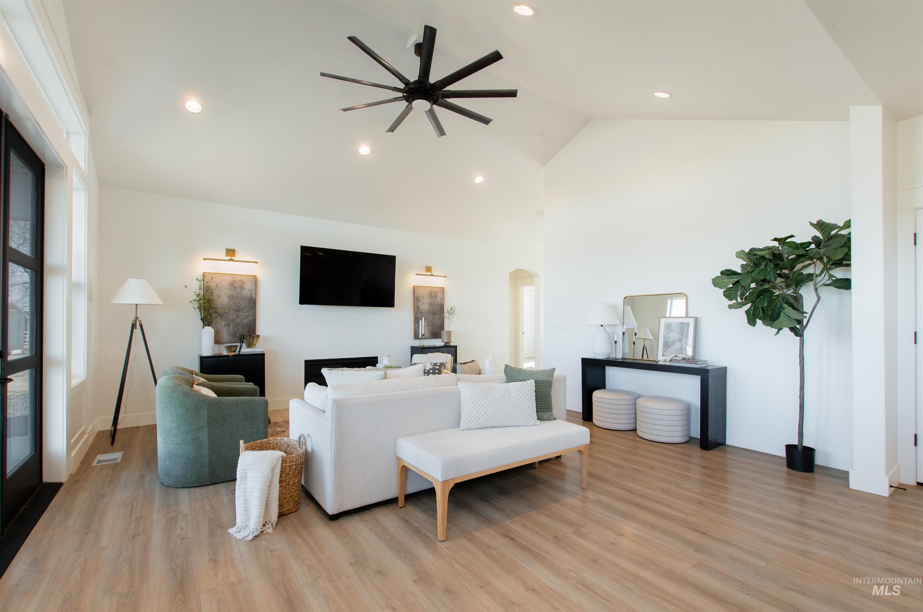 23274 Stonewater Ln, Greenleaf, Idaho 83676, 5 Bedrooms, 4 Bathrooms, Residential For Sale, Price $950,000, 98974150