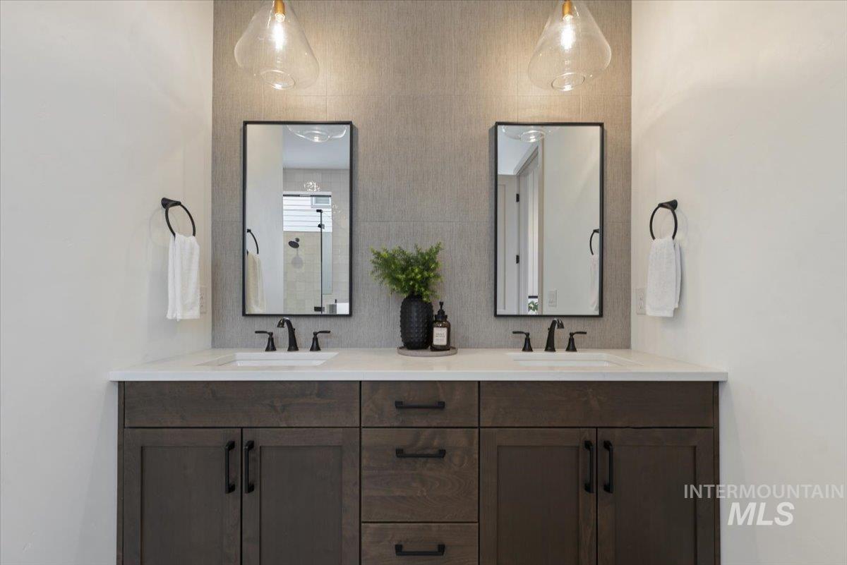 8458 W Graye St, Meridian, Idaho 83646, 4 Bedrooms, 3.5 Bathrooms, Residential For Sale, Price $924,800,MLS 98974152