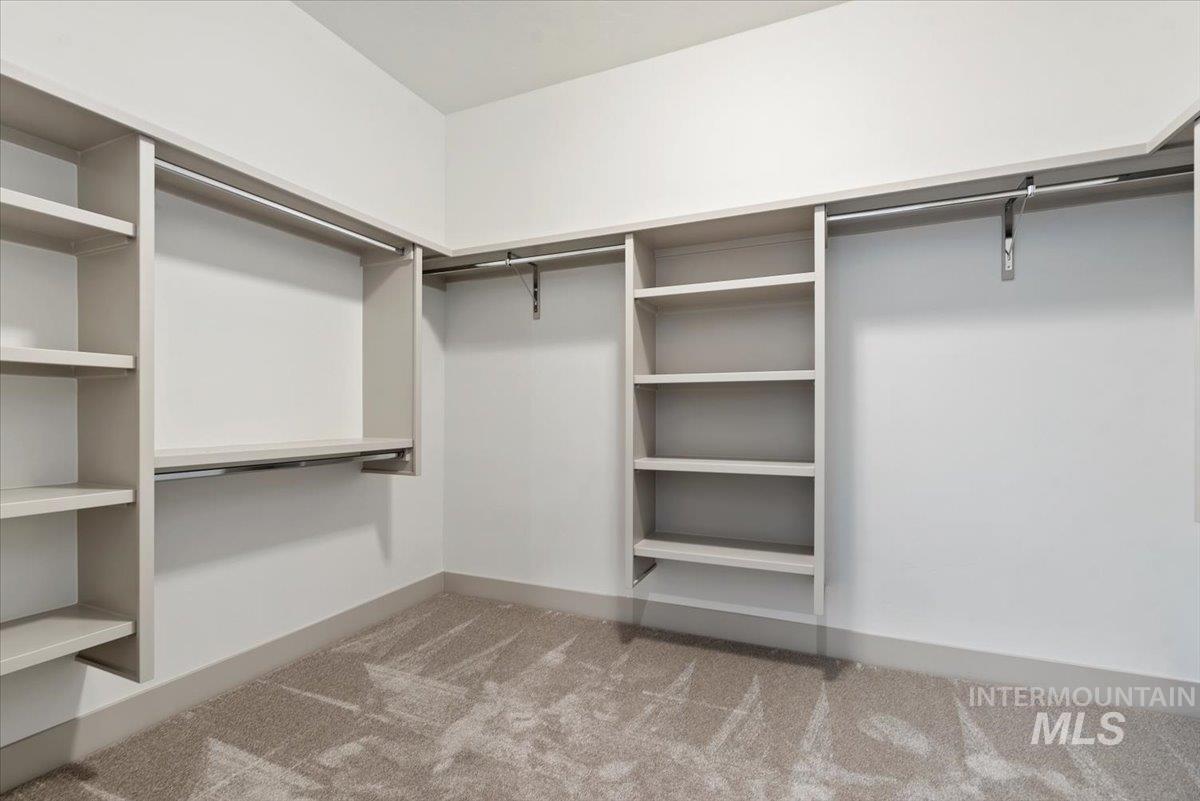 8458 W Graye St, Meridian, Idaho 83646, 4 Bedrooms, 3.5 Bathrooms, Residential For Sale, Price $924,800,MLS 98974152