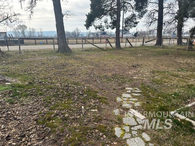 8401 W Idaho Blvd, Letha, Idaho 83636, 3 Bedrooms, 1 Bathroom, Residential For Sale, Price $199,000,MLS 98974153