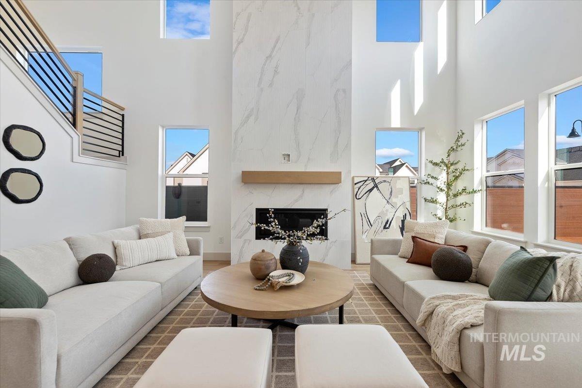 6920 N Spencer Way, Meridian, Idaho 83646, 5 Bedrooms, 4.5 Bathrooms, Residential For Sale, Price $999,900,MLS 98974155