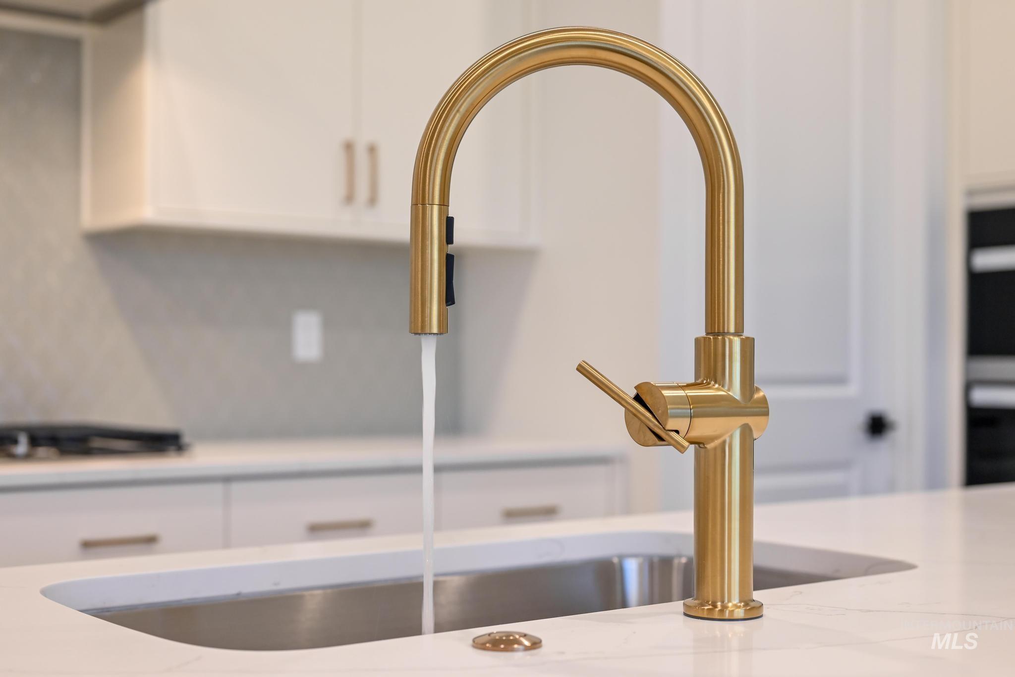 15142 Steel Cloud Ave, Caldwell, Idaho 83607, 4 Bedrooms, 3 Bathrooms, Residential For Sale, Price $584,000,MLS 98974157