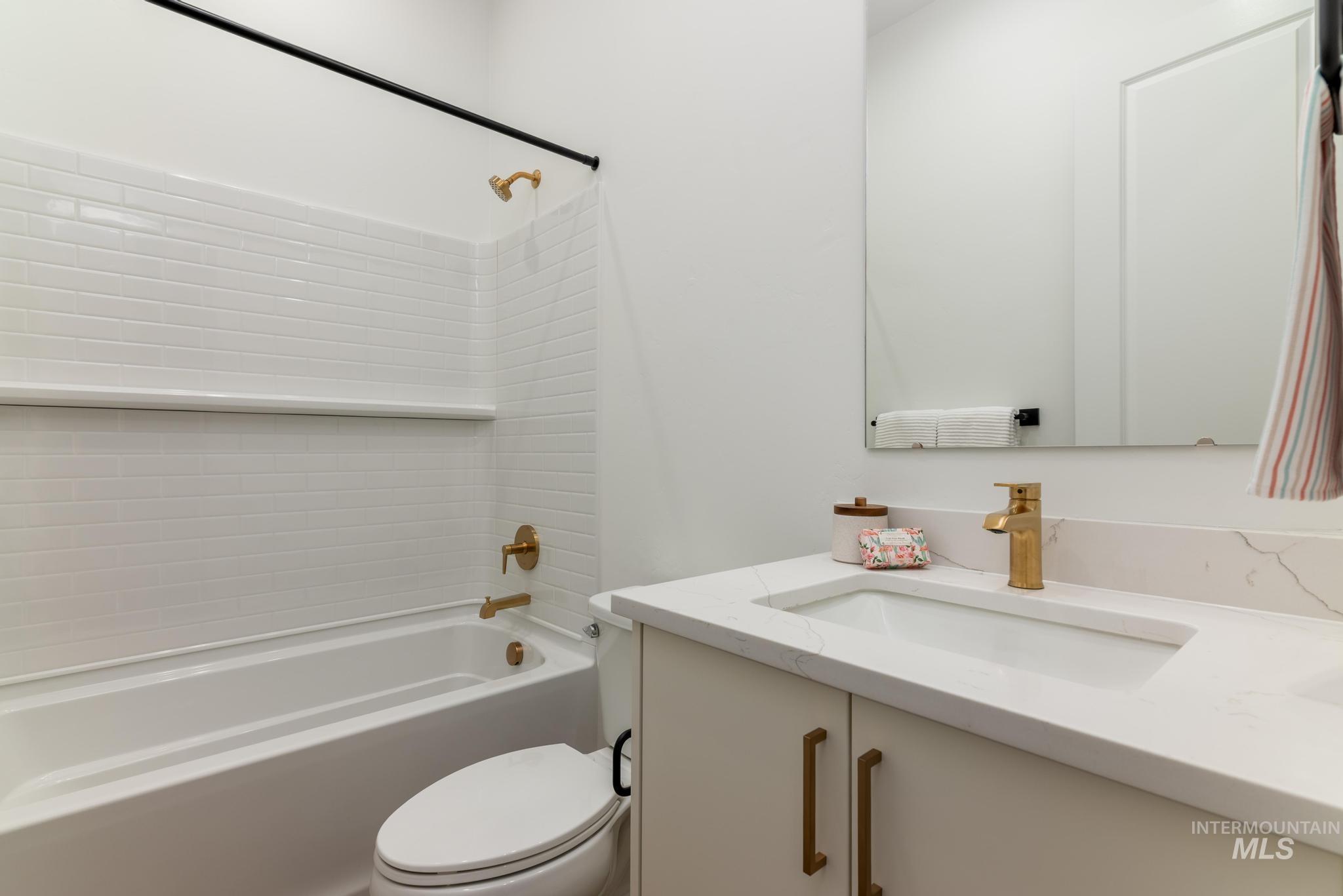 15142 Steel Cloud Ave, Caldwell, Idaho 83607, 4 Bedrooms, 3 Bathrooms, Residential For Sale, Price $584,000, 98974157